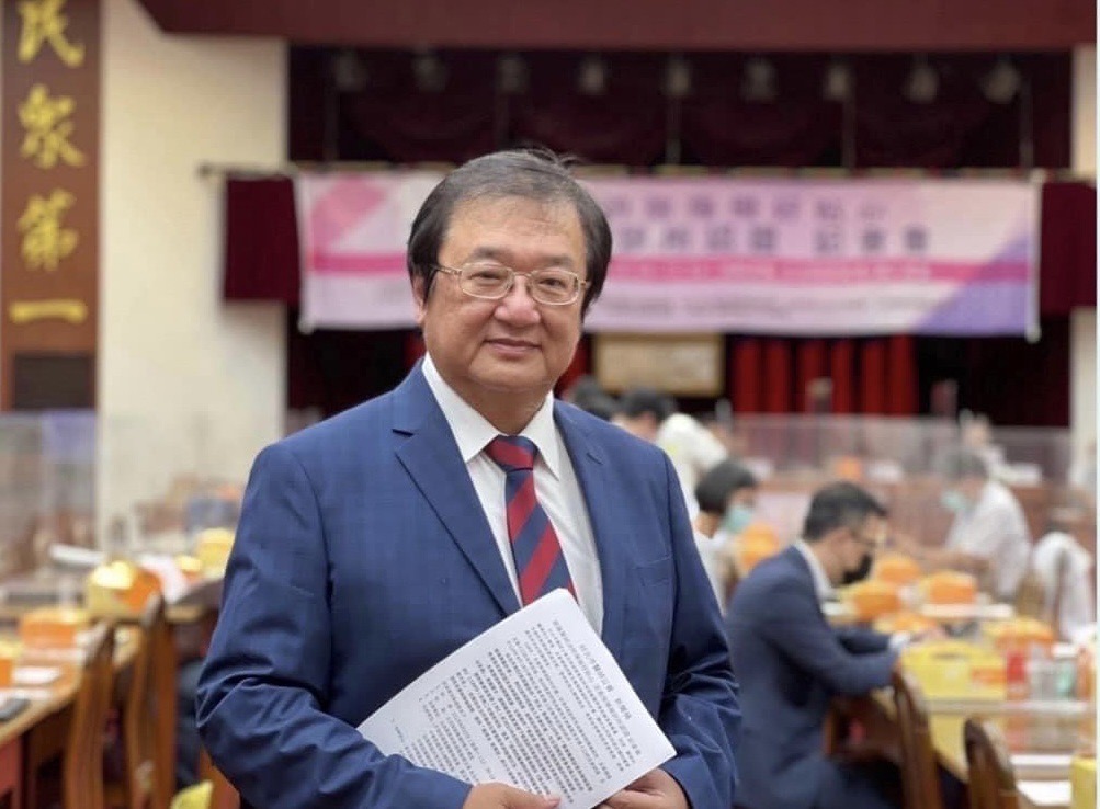 世界衛生大會（WHA）27日登場，台灣連續第8年未收到邀請函，新科衛生福利部長邱泰源仍會率領世衛行動團前往日內瓦。（翻攝邱泰源臉書）