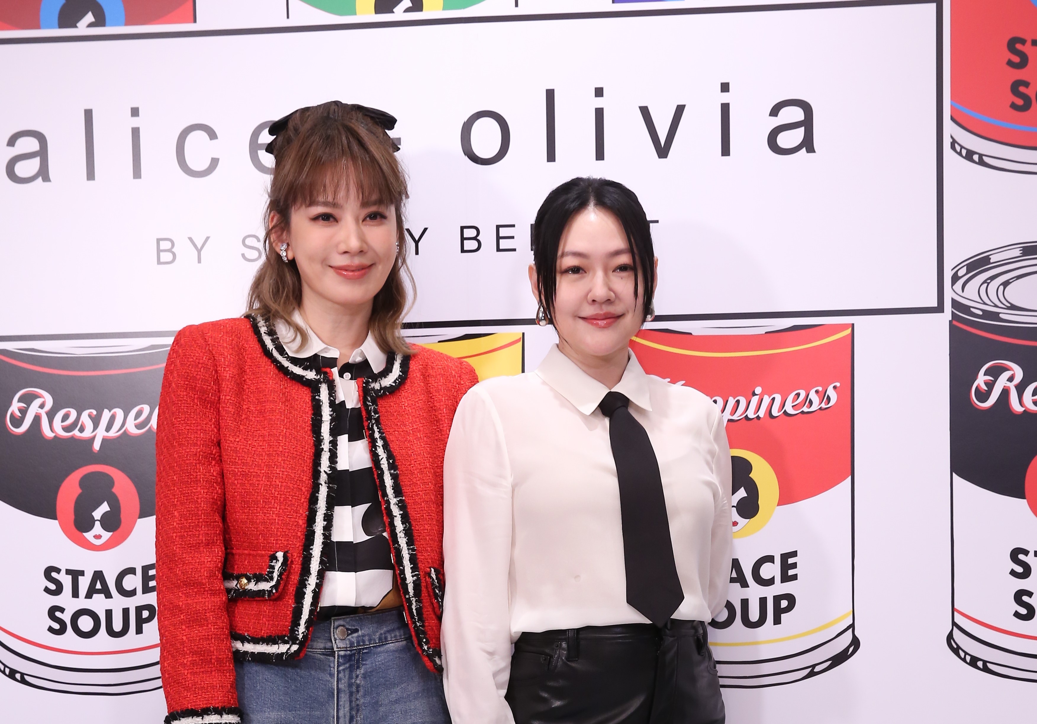 Melody（左起）、小S受邀出席alice+olivia全新概念店開幕剪綵活動。