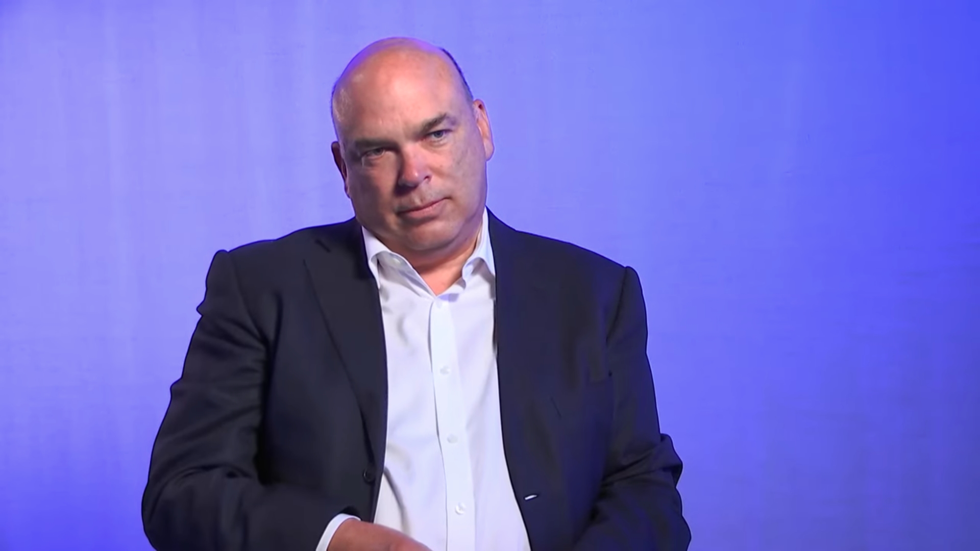 有「英國的比爾蓋茲」之稱的科技界巨頭林奇近日驚傳遭遇船難。（翻攝自Invoke Insights YouTube）