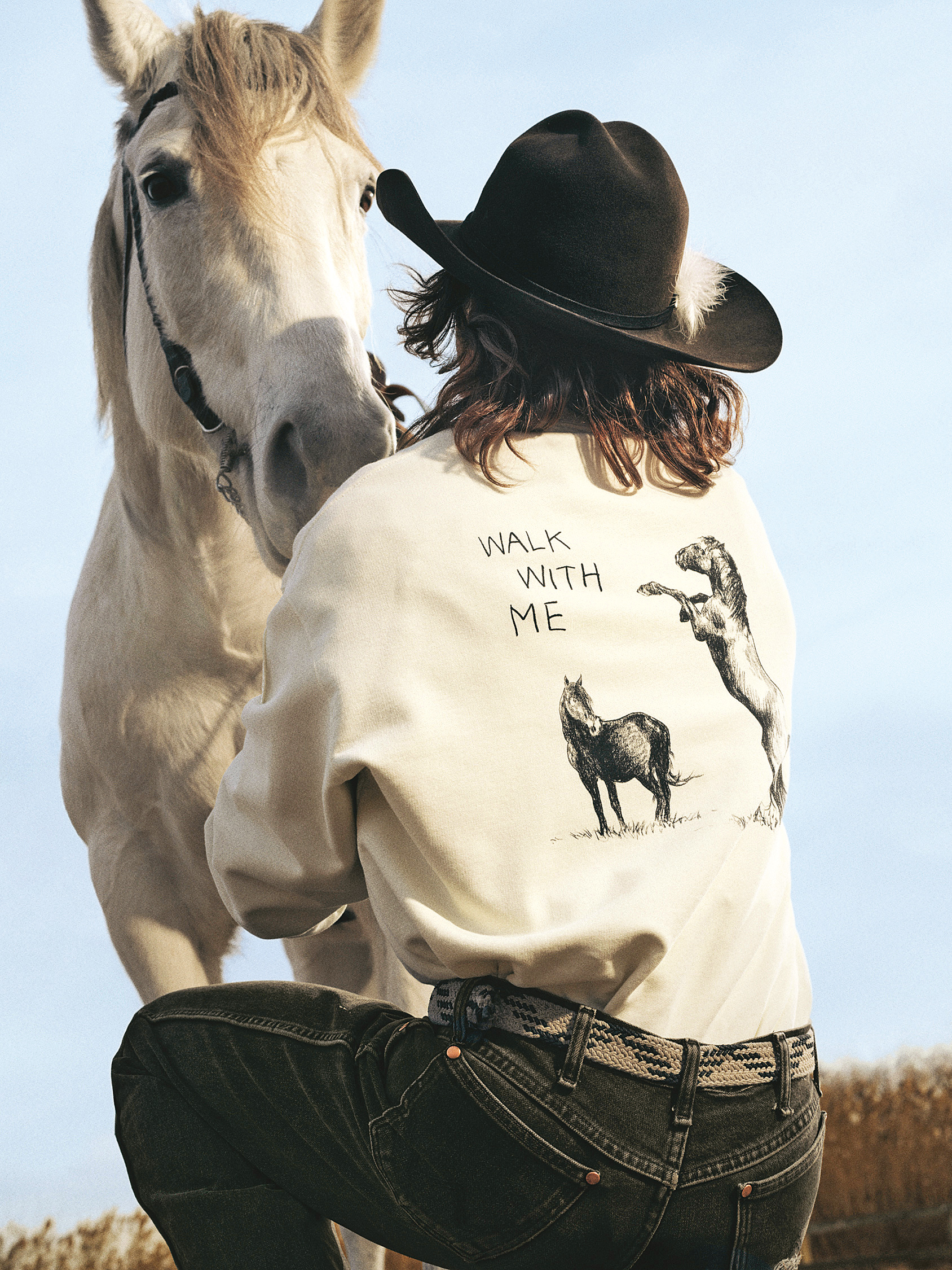 CANADA GOOSE馬年膠囊系列靈感來自野馬神祕奔行的存在感。男款Rove Crew長 袖T-Shirt NT$13,700（CANADA GOOSE提供）