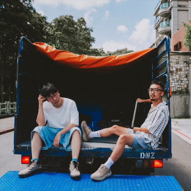 Dac與鄭昭元以鍵盤手視角創作專輯《Enough》,首次合作便入圍金曲獎最佳演唱組合。(翻攝Dac IG)