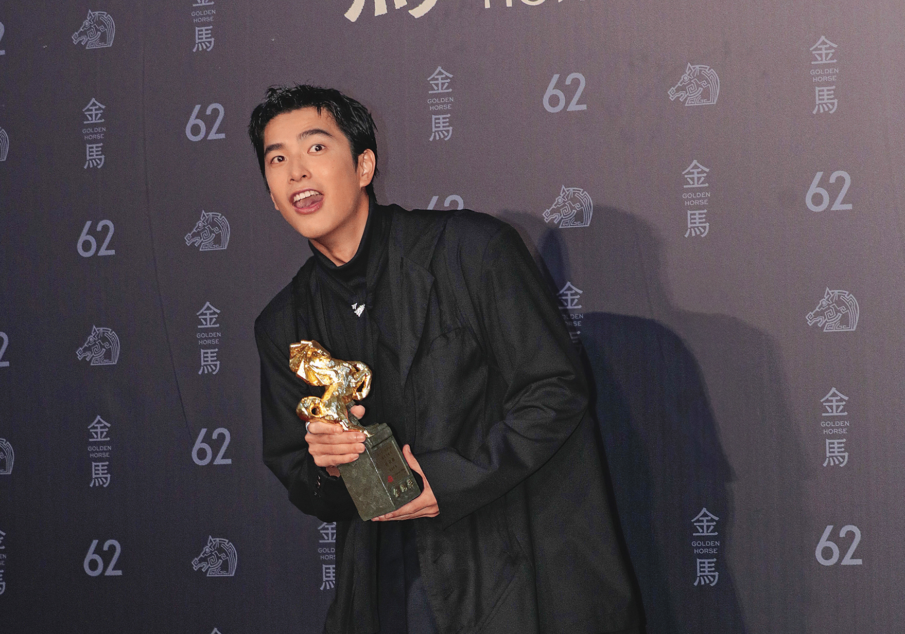 曾敬驊在2025年以《我家的事》獲得第62屆金馬獎最佳男配角。（翻攝自Threads）