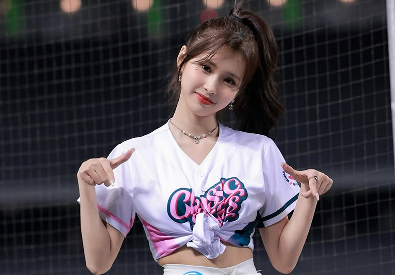 全恩菲來台半年換3家經紀公司，無奈發文澄清。（翻攝自社群）