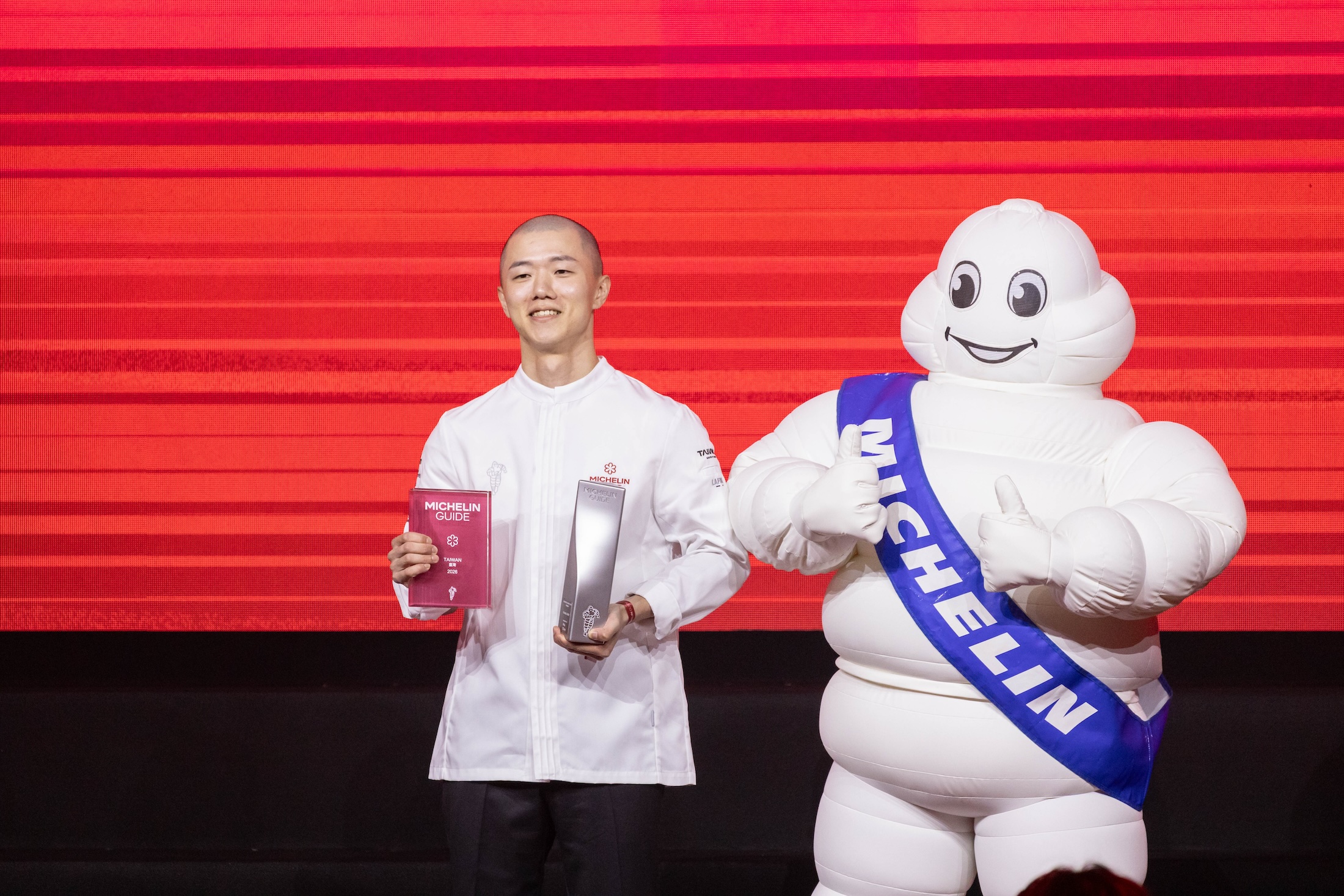 新竹首家一星餐廳是位於竹北的鮨安，年僅29歲的主廚許劉安也同時獲得本屆年輕主廚大獎。