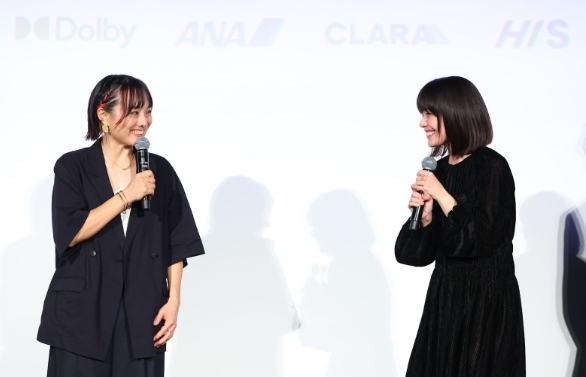 導演天野千尋（左）從自身經驗構思《佐藤妻夫物語》，大讚岸井雪乃（右）的詮釋讓角色更富有力量。（東京國際影展提供）