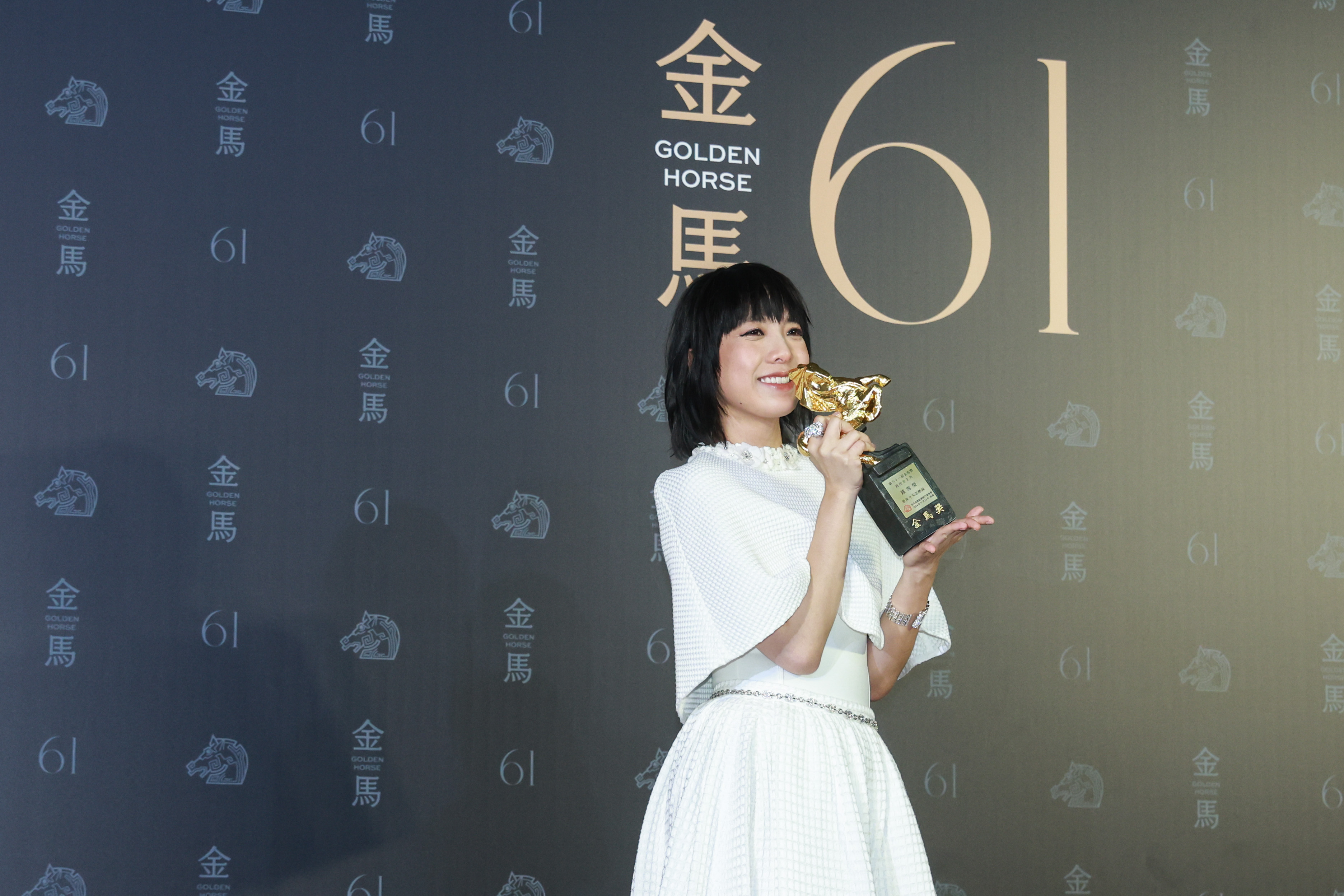 鍾雪瑩以《看我今天怎麼說》榮登本屆金馬影后寶座。