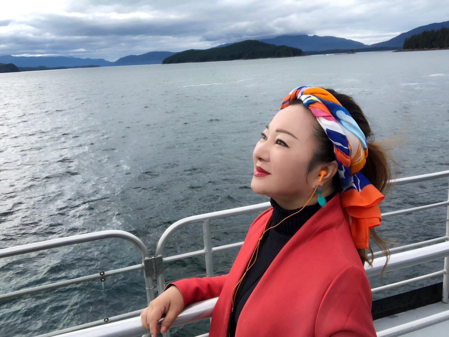 遭暗批雙面人白冰冰發文回應。（翻攝自白冰冰臉書）