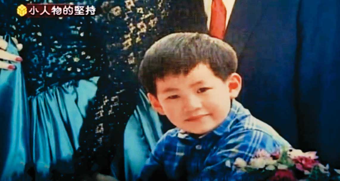 劉天富的獨子韋成（圖）8歲時因白血病過世，讓他決定幫助身障者。（劉天富提供）