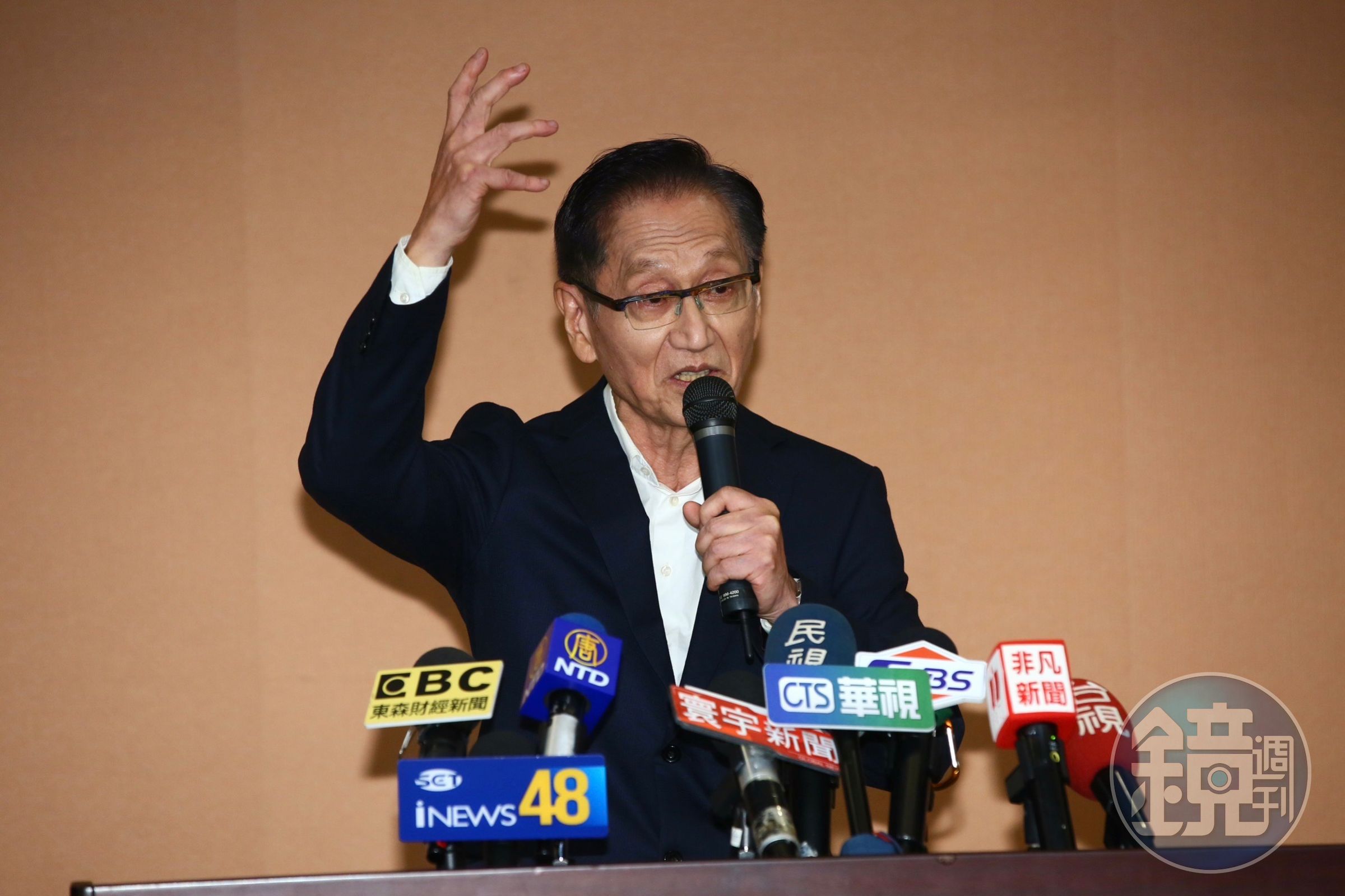 施崇棠瞄準AI擴編千人團隊,預告華碩蛻變為全方面AI公司。
