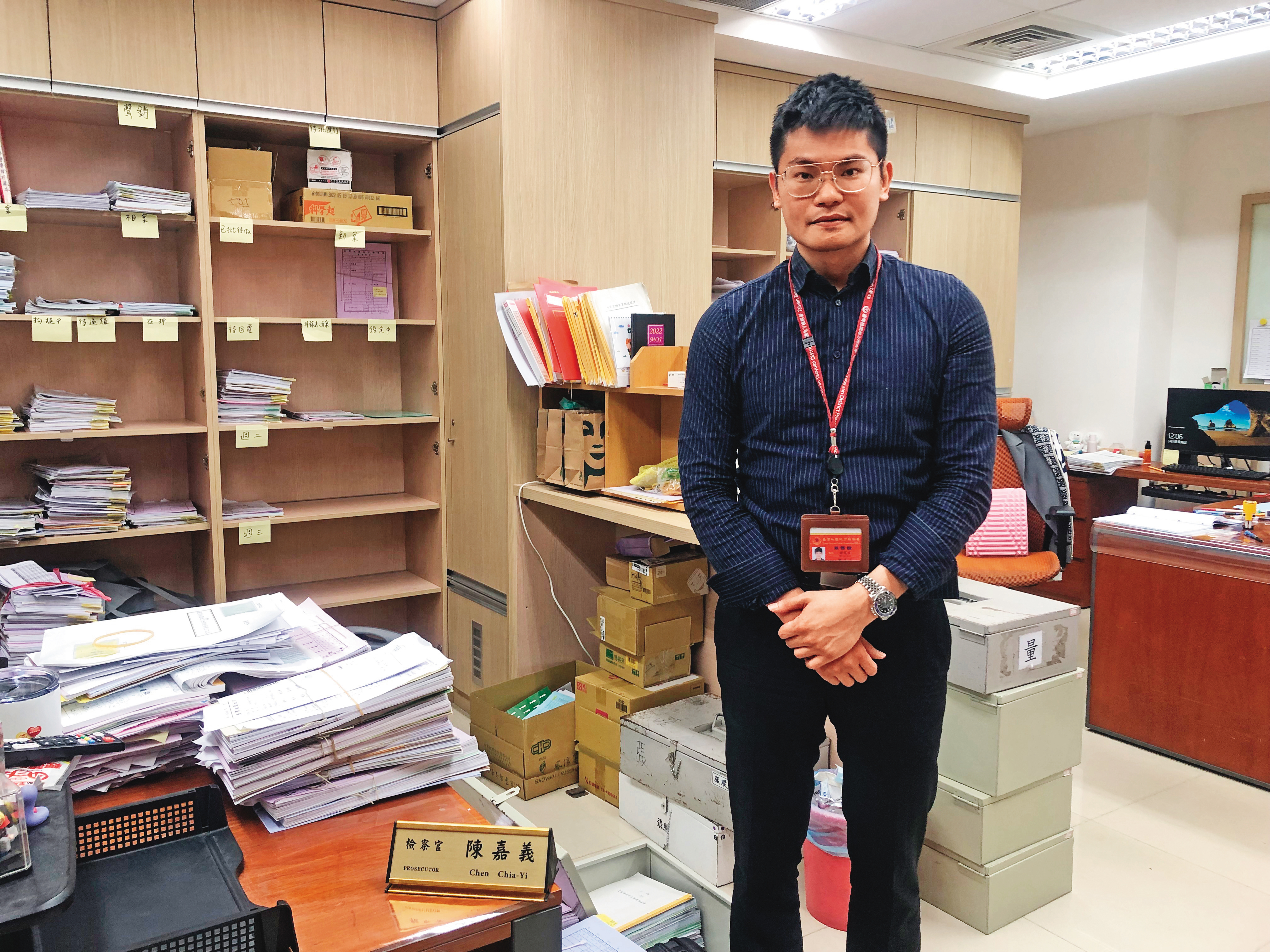  本案的承辦檢察官陳嘉義（圖）曾獲桃園市家暴防治工作有功人士獎，卻遭前女友指控是恐怖情人，最後賠錢和解收場。（聯合知識庫）