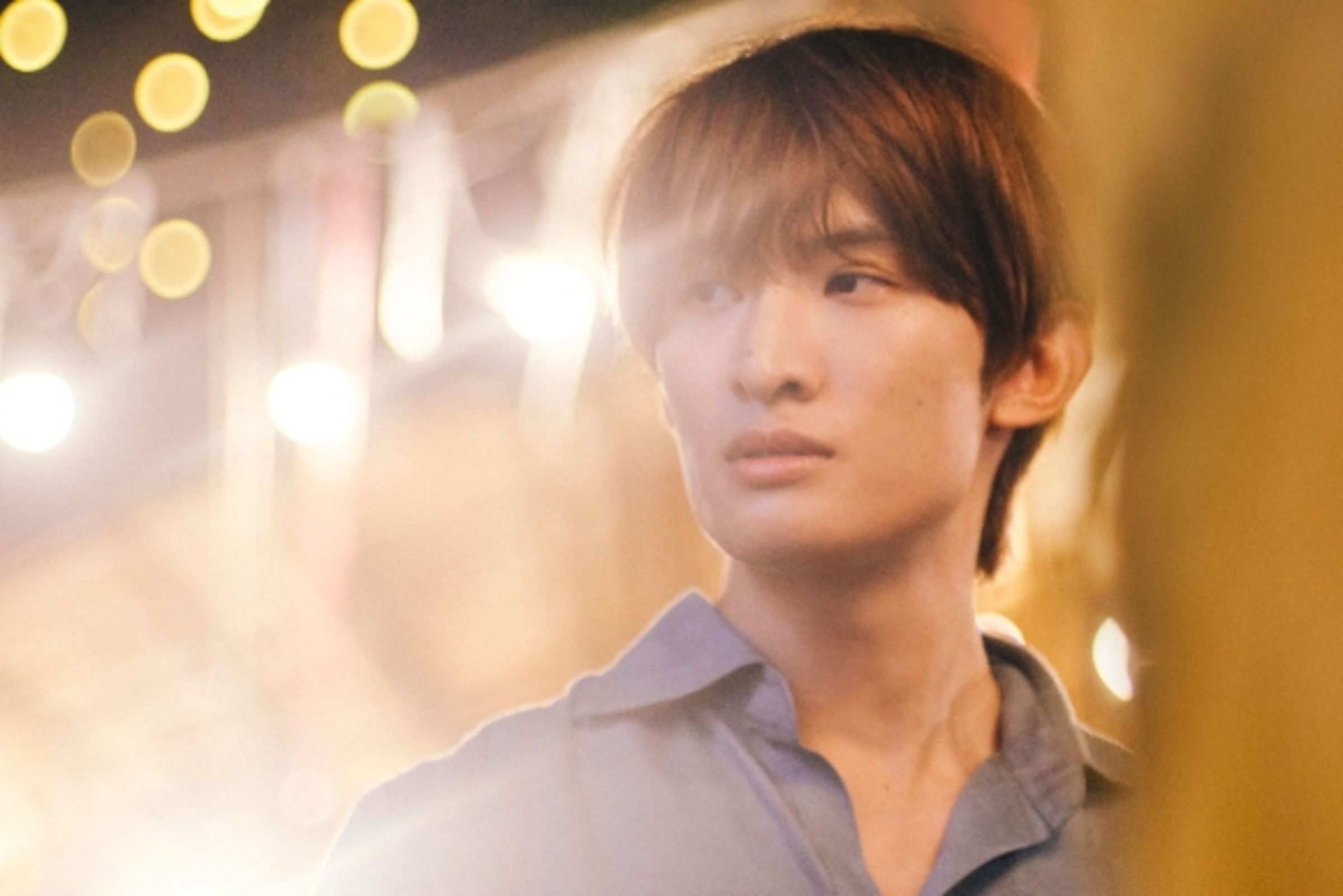 「Snow Man」向井康二是日泰混血，在參與泰劇演出後，再接下由泰國導演執導的新片《未完的情歌》。（仲業文創提供）