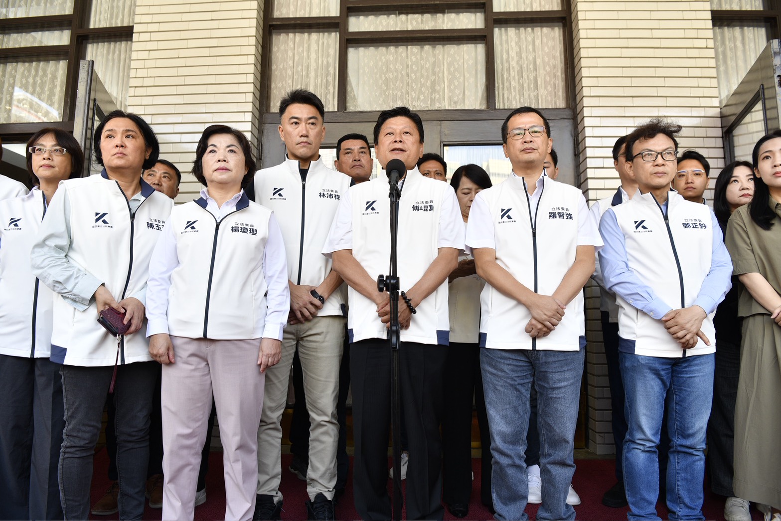 國民黨團上午召開幹部會議，由於認為內部意見尚待進一步整合，決議暫緩修法腳步。（鏡報李智為）