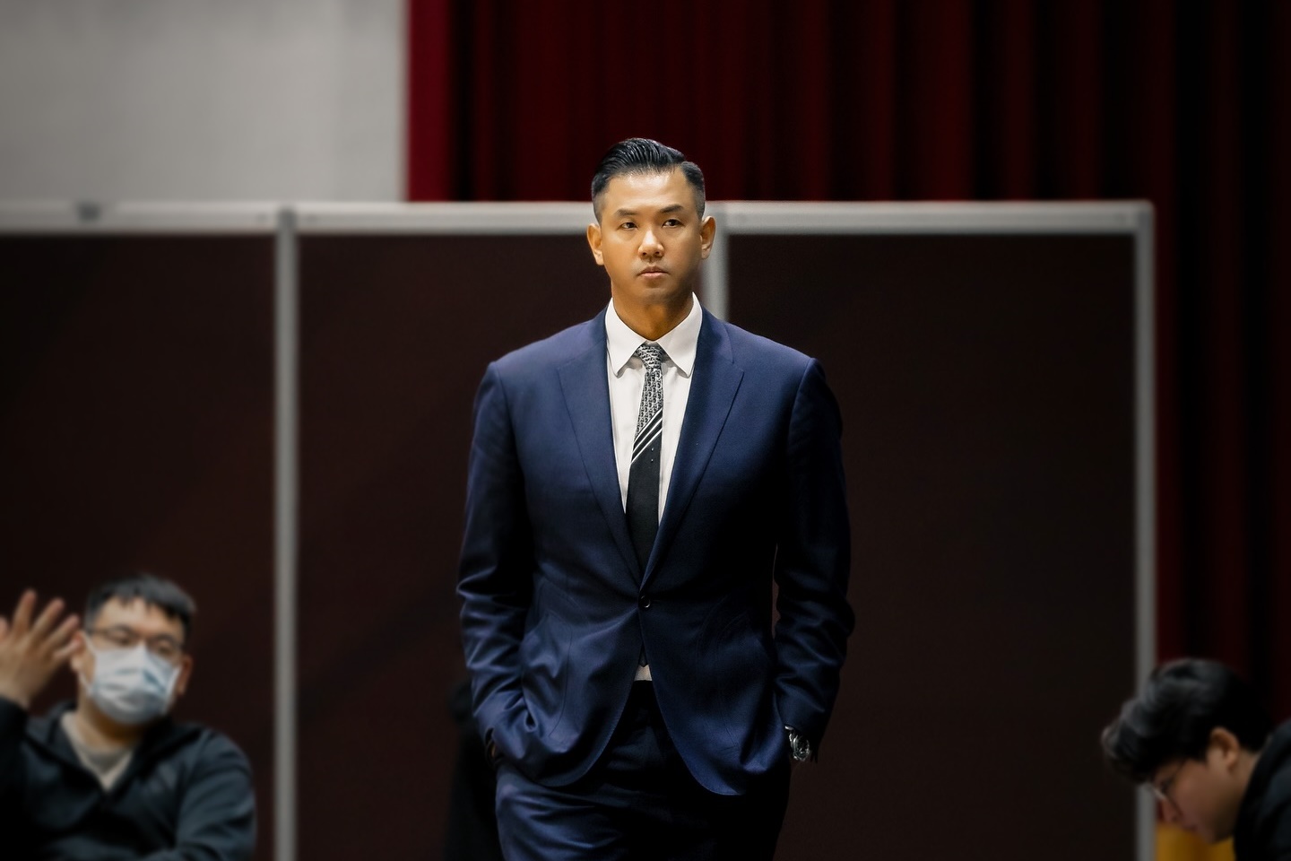 TPBL今晚發聲明表示,因遲遲無法與PLG就合併達成共識,即日起停止所有合併討論,專心備戰新賽季。圖為PLG任副會長陳建州。(翻攝自黑人陳建州臉書)