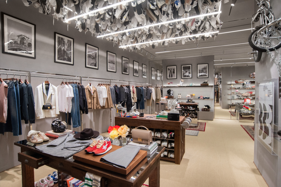 微風南山Golden Goose精品店約有64坪大小。（Golden Goose提供）