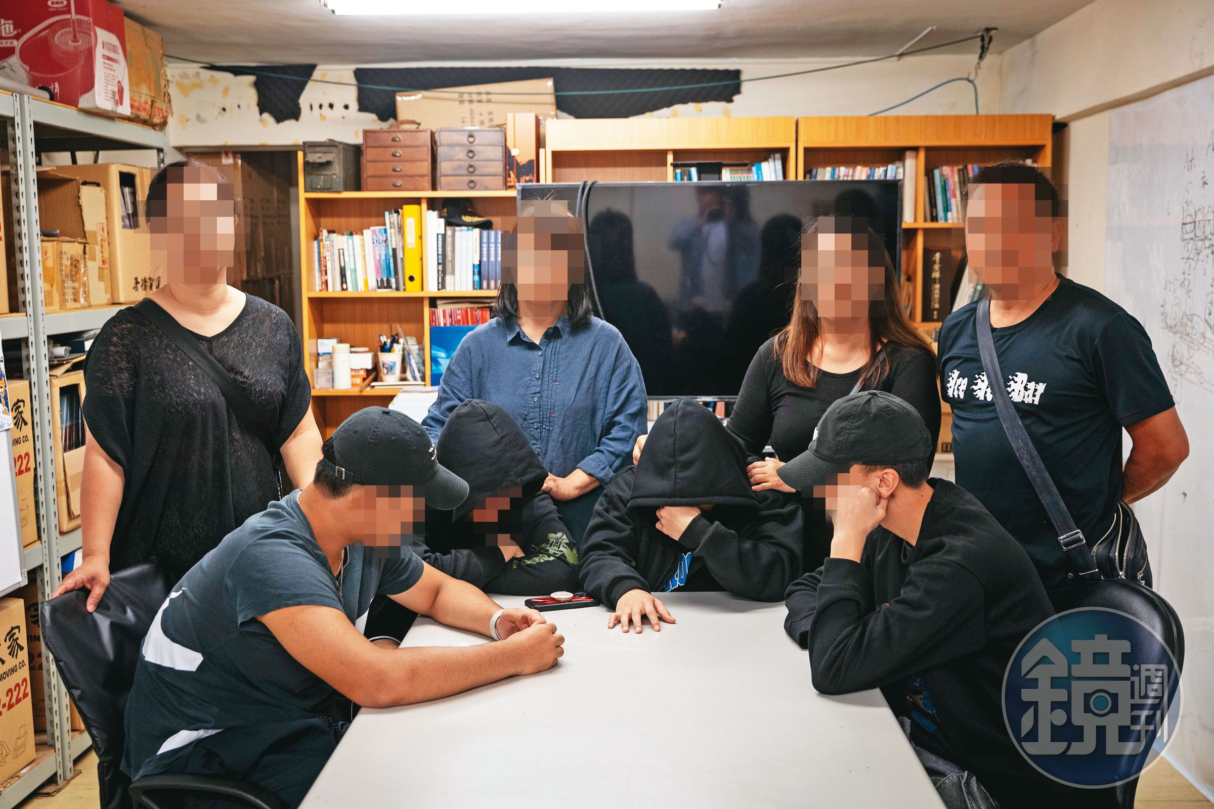多名球員及家長出面指控邵之雋霸凌,並提供邵辱罵球員的錄音檔佐證。
