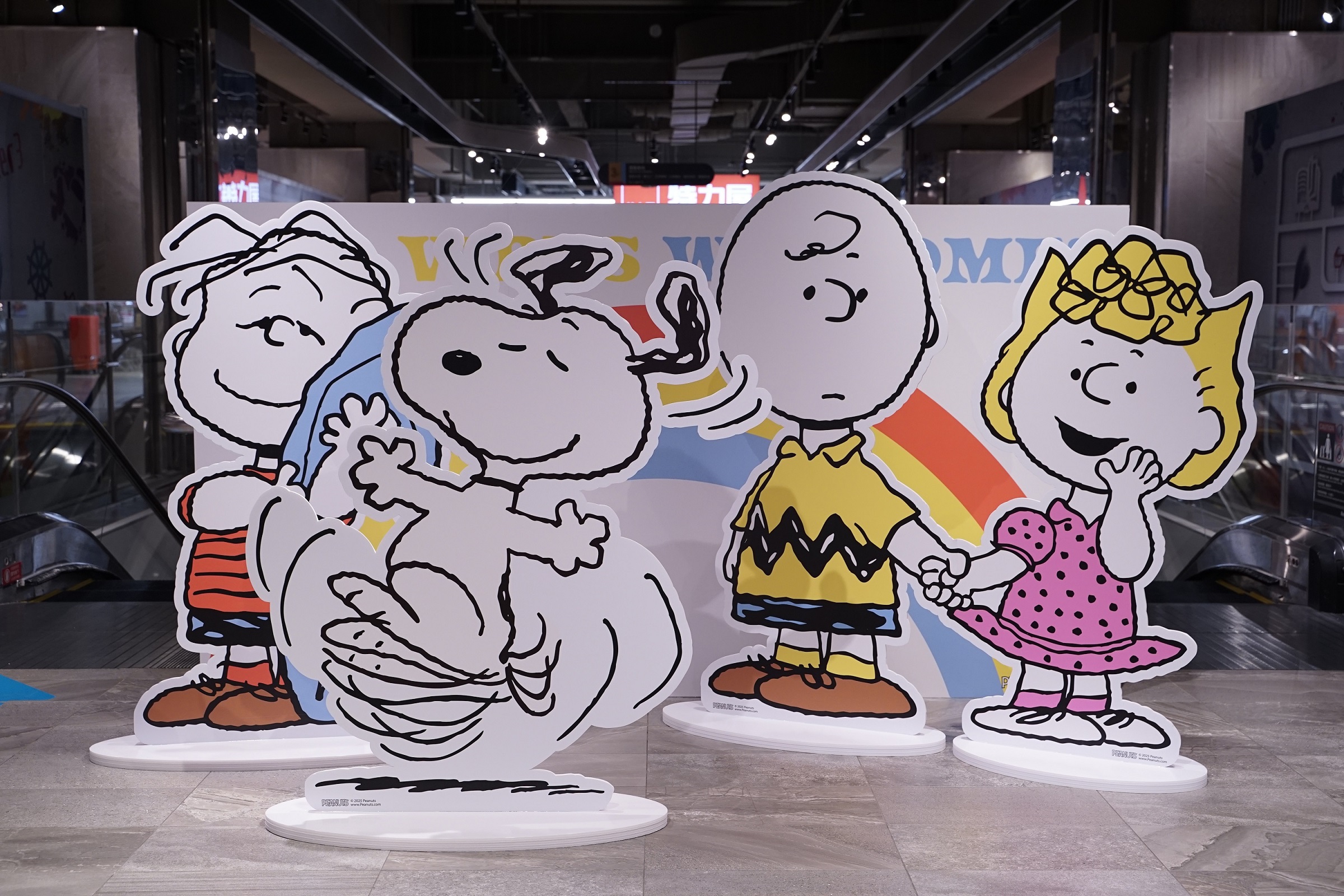 5月5日起,於澎坊購物休閒廣場與澎澄飯店拍照打卡即贈限量精美史努比小物,萌度爆表!(澎坊購物休閒廣場提供)