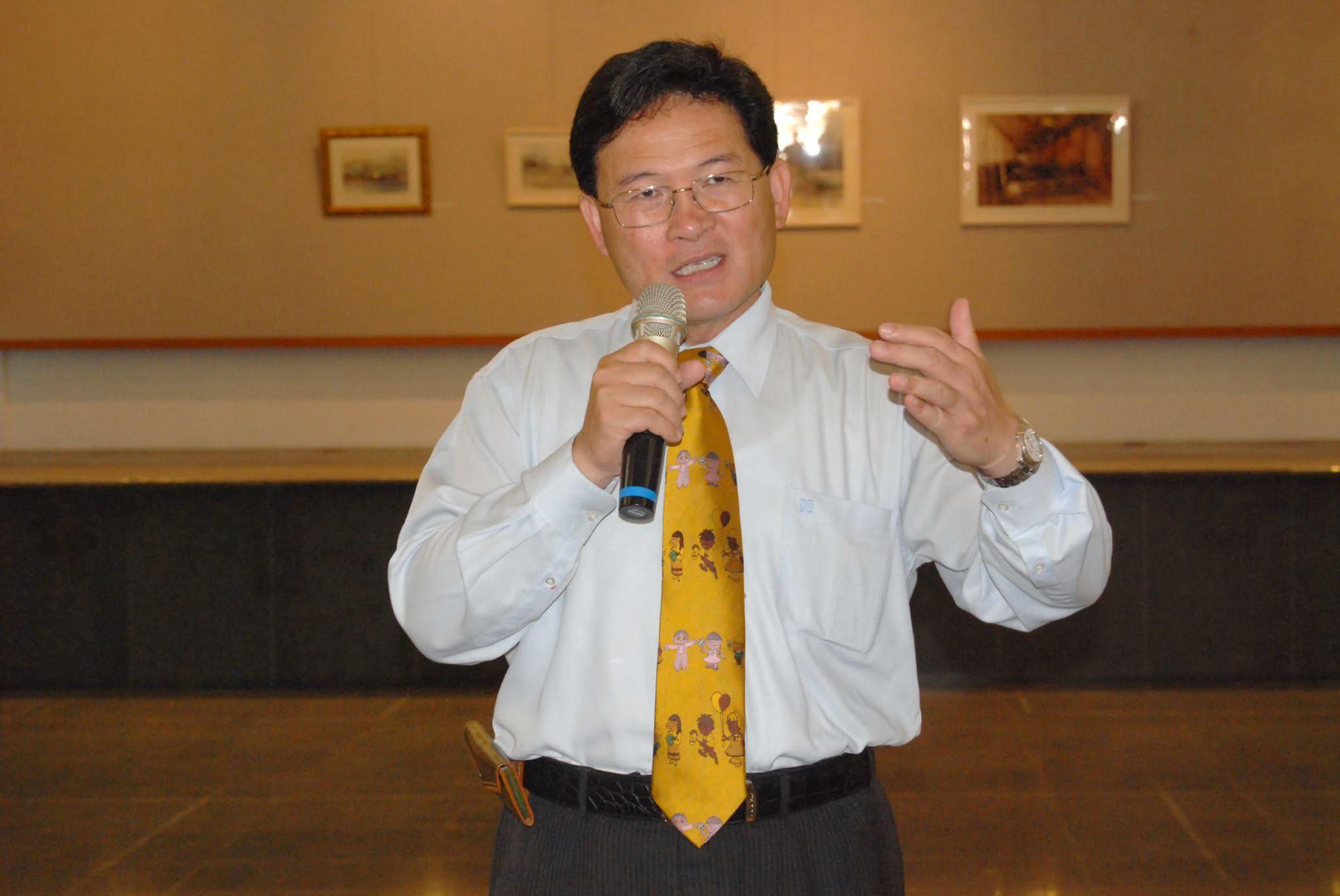 前彰化市長邱建富表態將脫黨參選彰化縣長。(翻攝邱建富臉書)