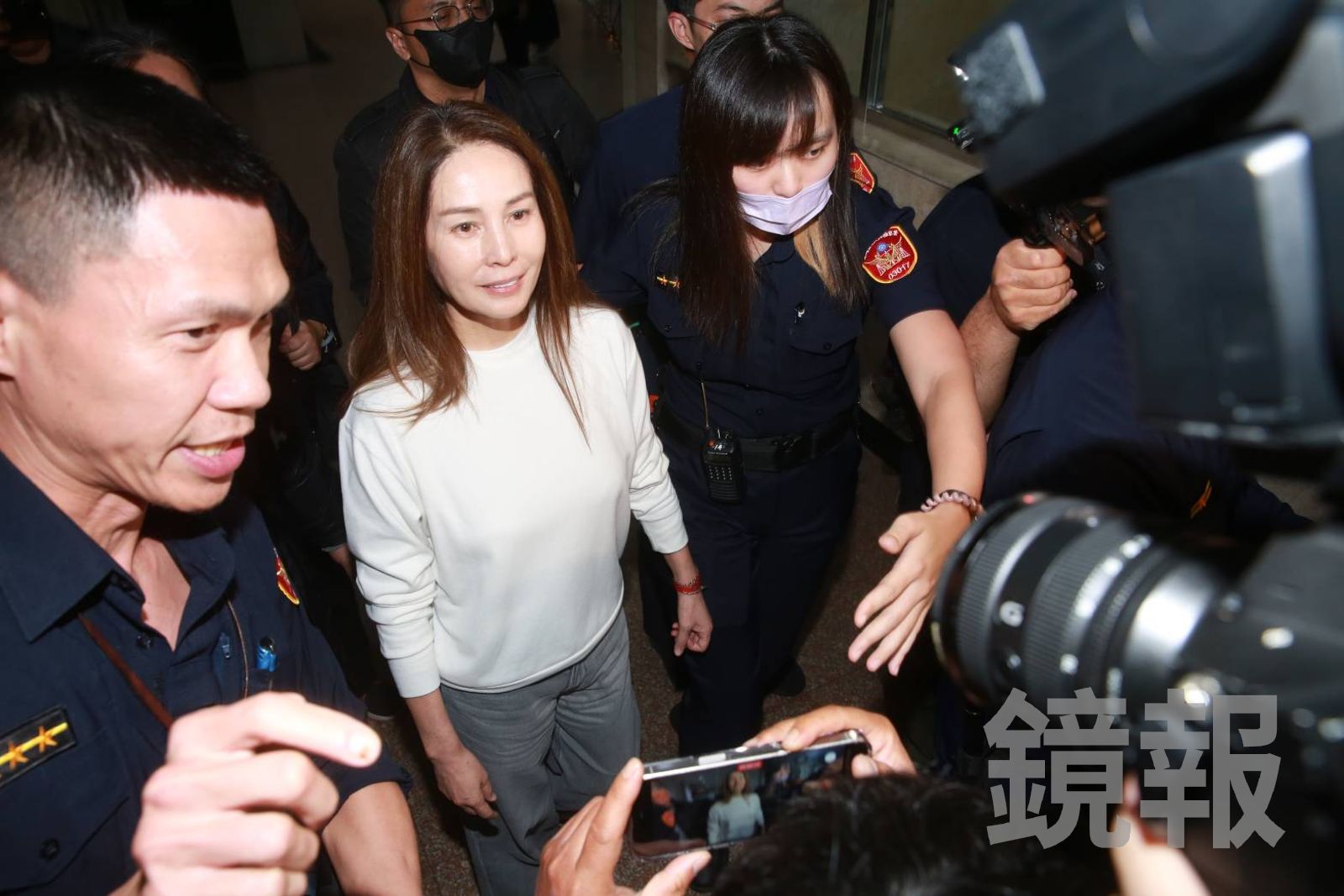 高金素梅100萬交保! 歷經3小時複訊返家過年