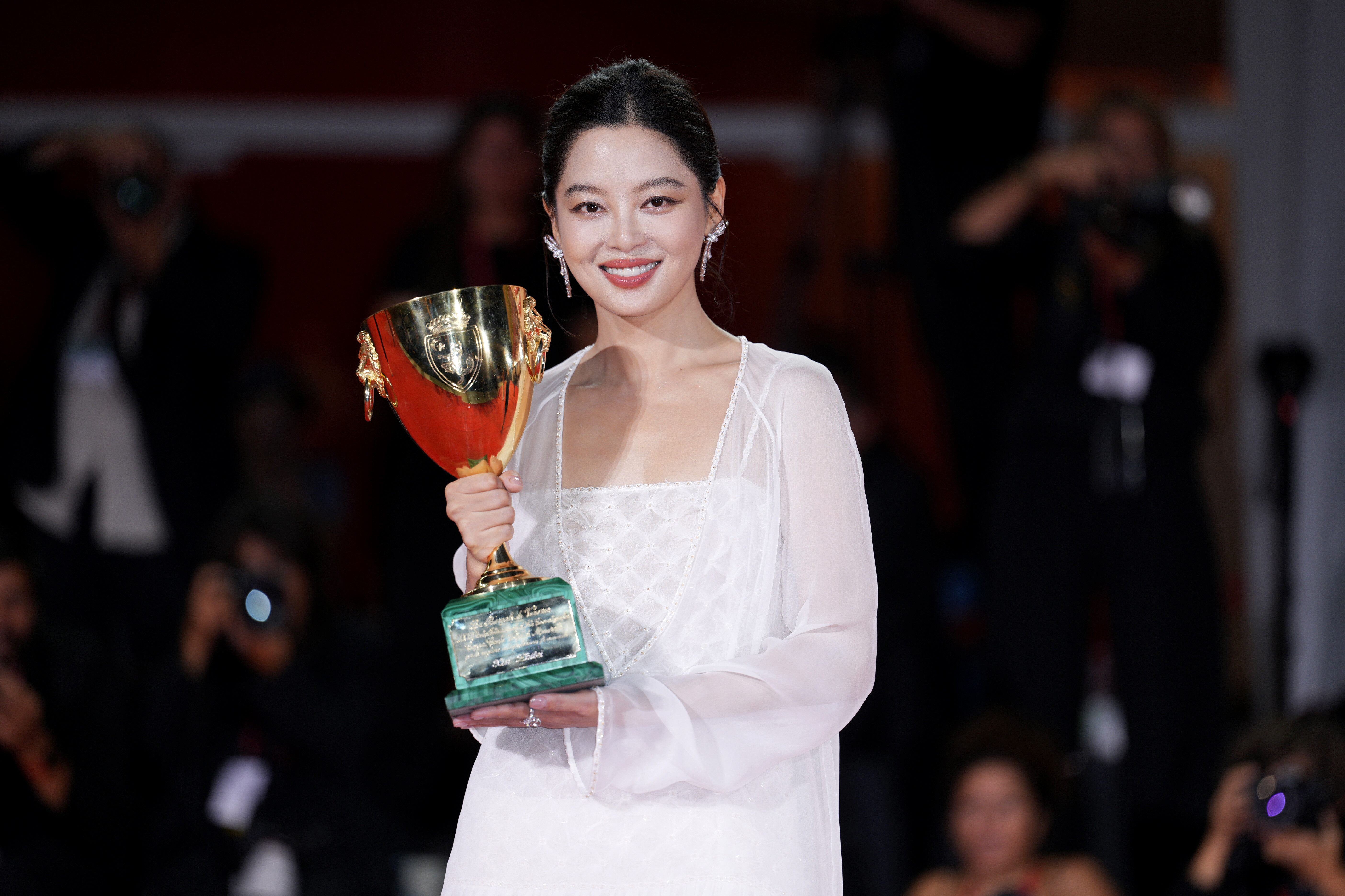 辛芷蕾憑《日掛中天》獲威尼斯影后，她也是第三位獲此殊榮的華人女演員。（東方IC）