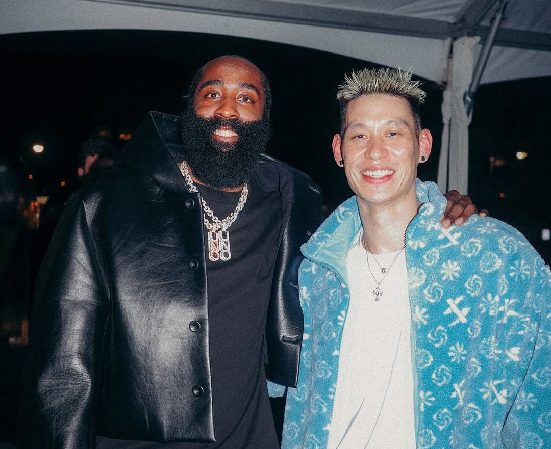 林書豪（右）分享與詹姆斯哈登合照。（翻攝Jeremy Lin 林書豪 IG）