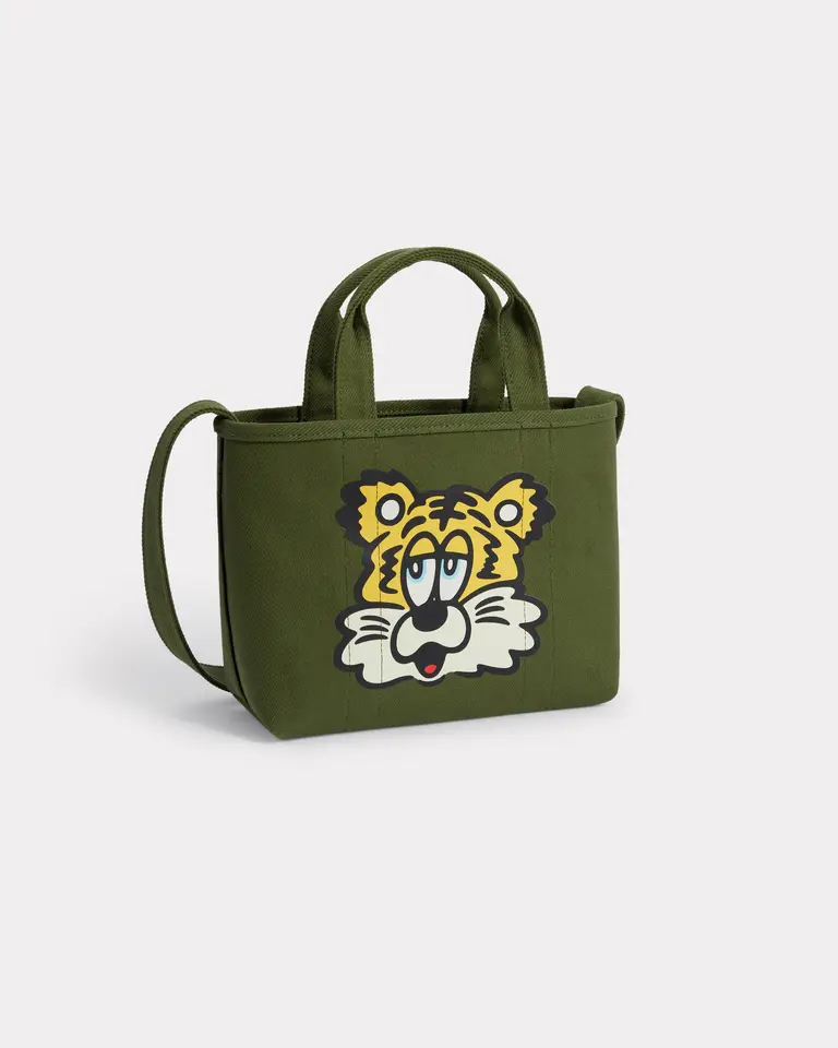 KENZO VERDY MARKET墨綠色WINKY小托特包。NT$12,300（惇聚國際提供）