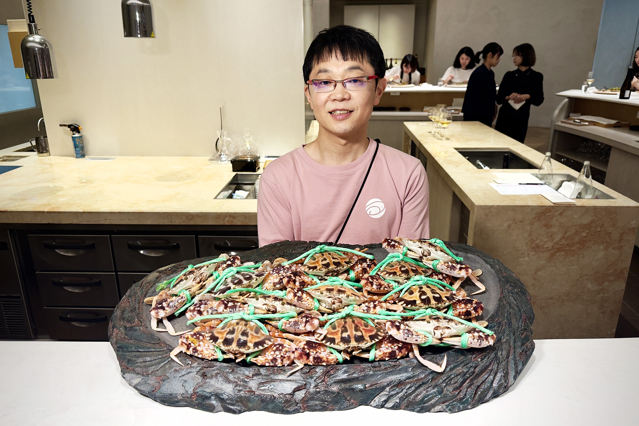 Li.nu堅持選用在地優質食材，並利用各種技法，以純粹方式呈現出食材最真實的美味。