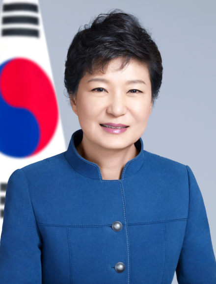 朴槿惠因「閨密干政」遭彈劾，被罷免後鋃鐺入獄。（翻攝維基百科）