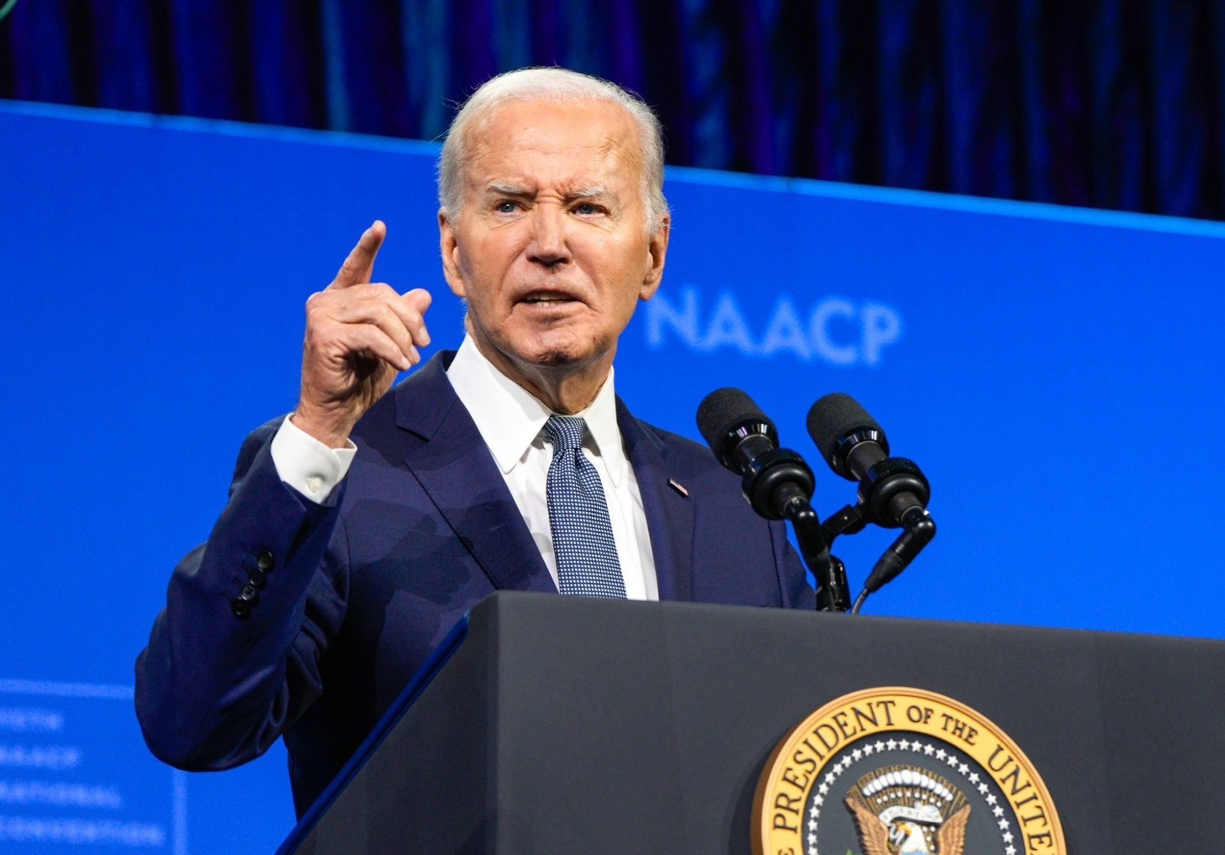 拜登退選後民主黨狂收抖內,5小時內就募新台幣9億元。(翻攝自Joe Biden臉書)