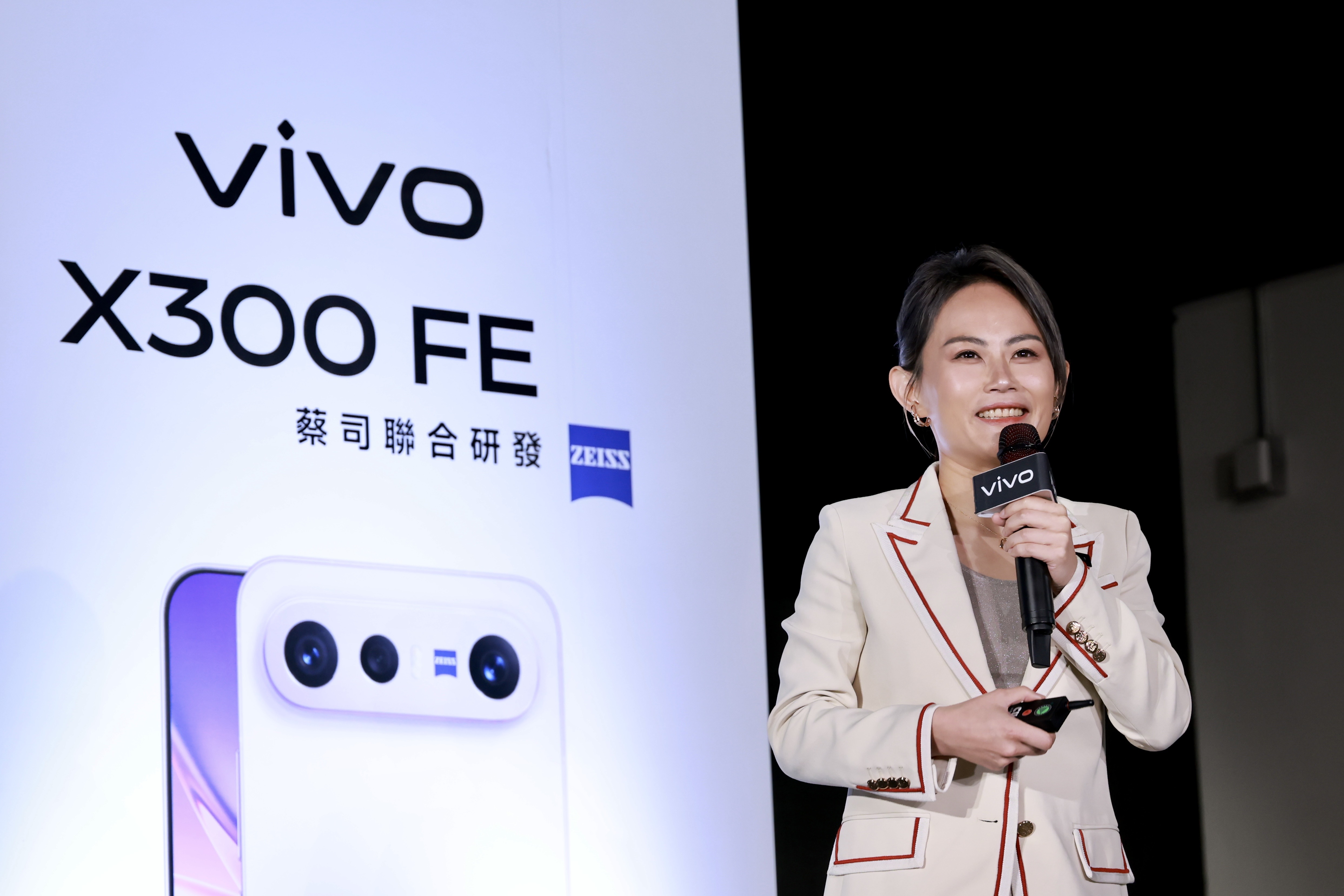 面對手機價格調漲，向來寵粉的Vivo台灣總經理陳怡婷維持舊機不漲的做法。