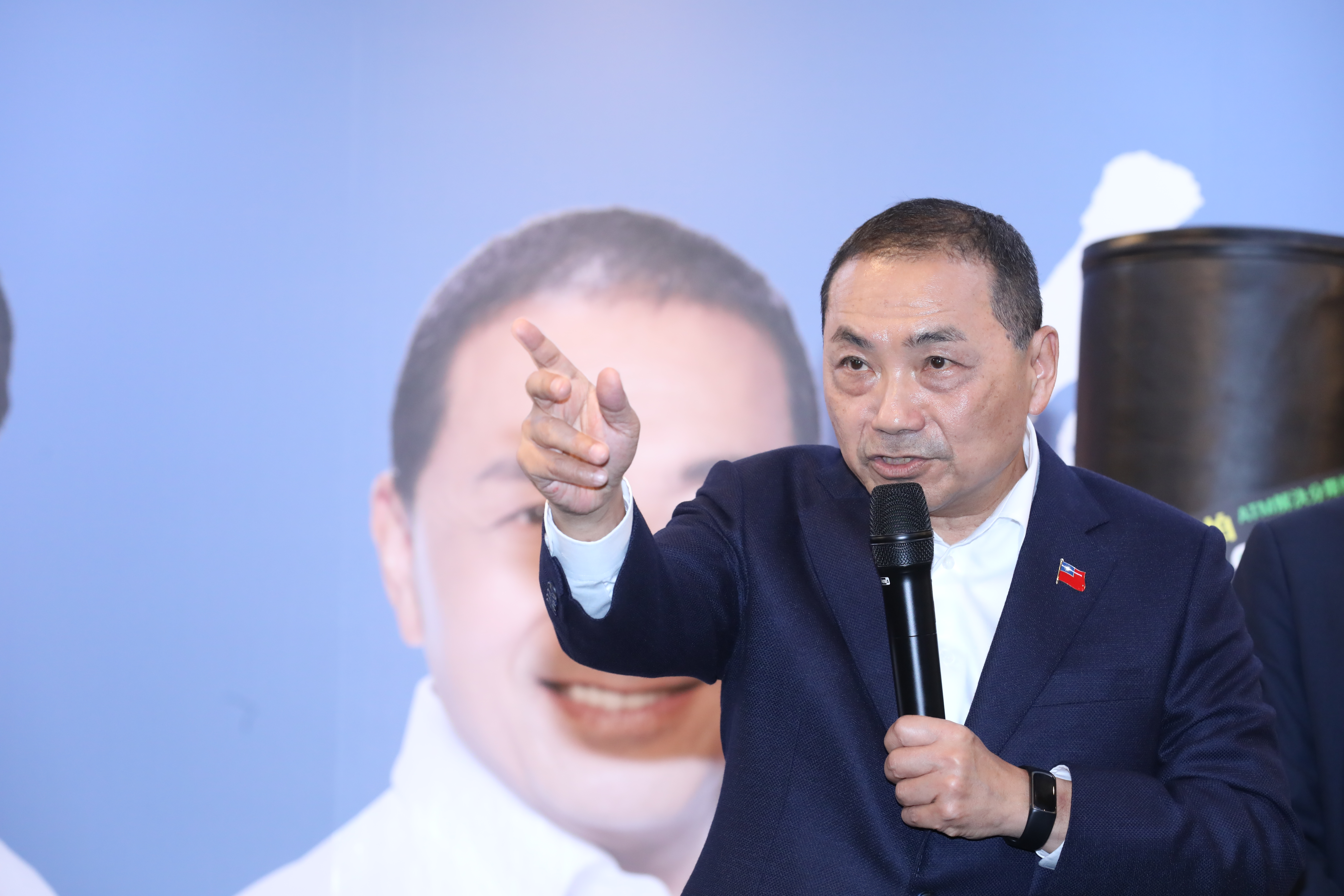 侯友宜競選團隊使用與美國學者葛來儀的合照宣傳外交政策，引發葛來儀不滿。（本刊資料照）