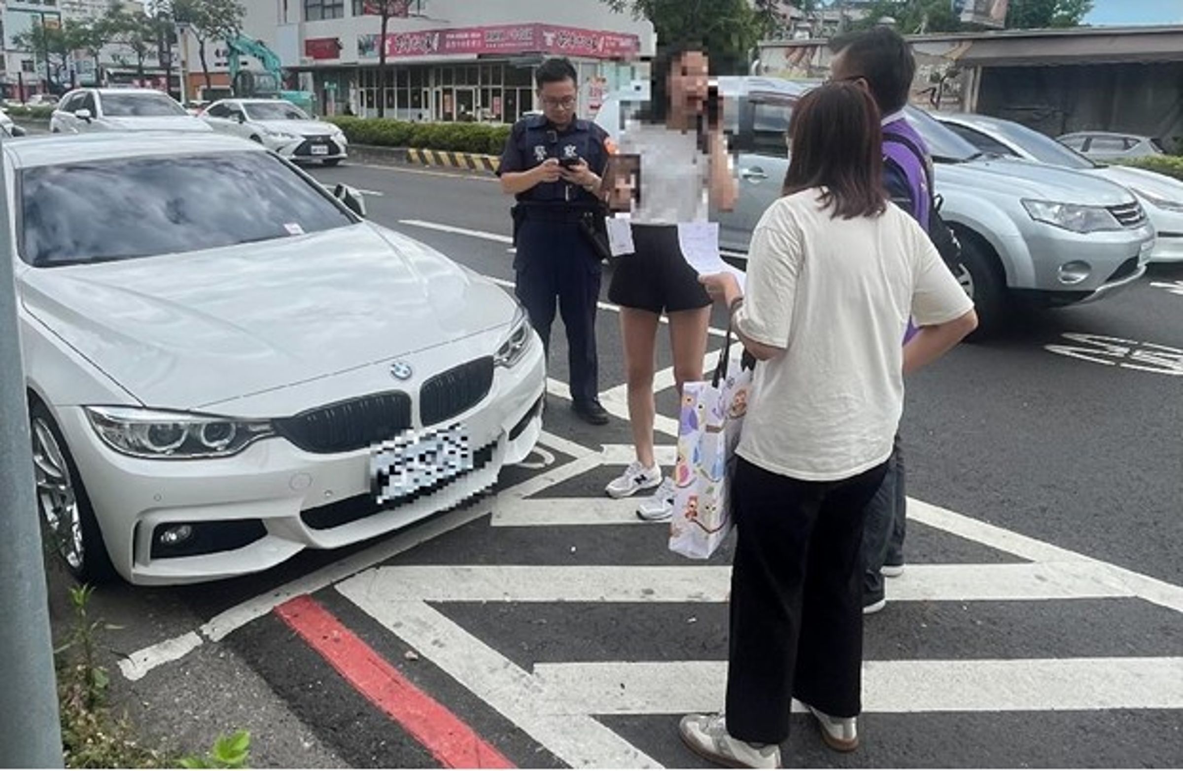 即時拖吊,成功遏止欠繳義務人投機心理。(法務部行政執行署彰化分署提供)