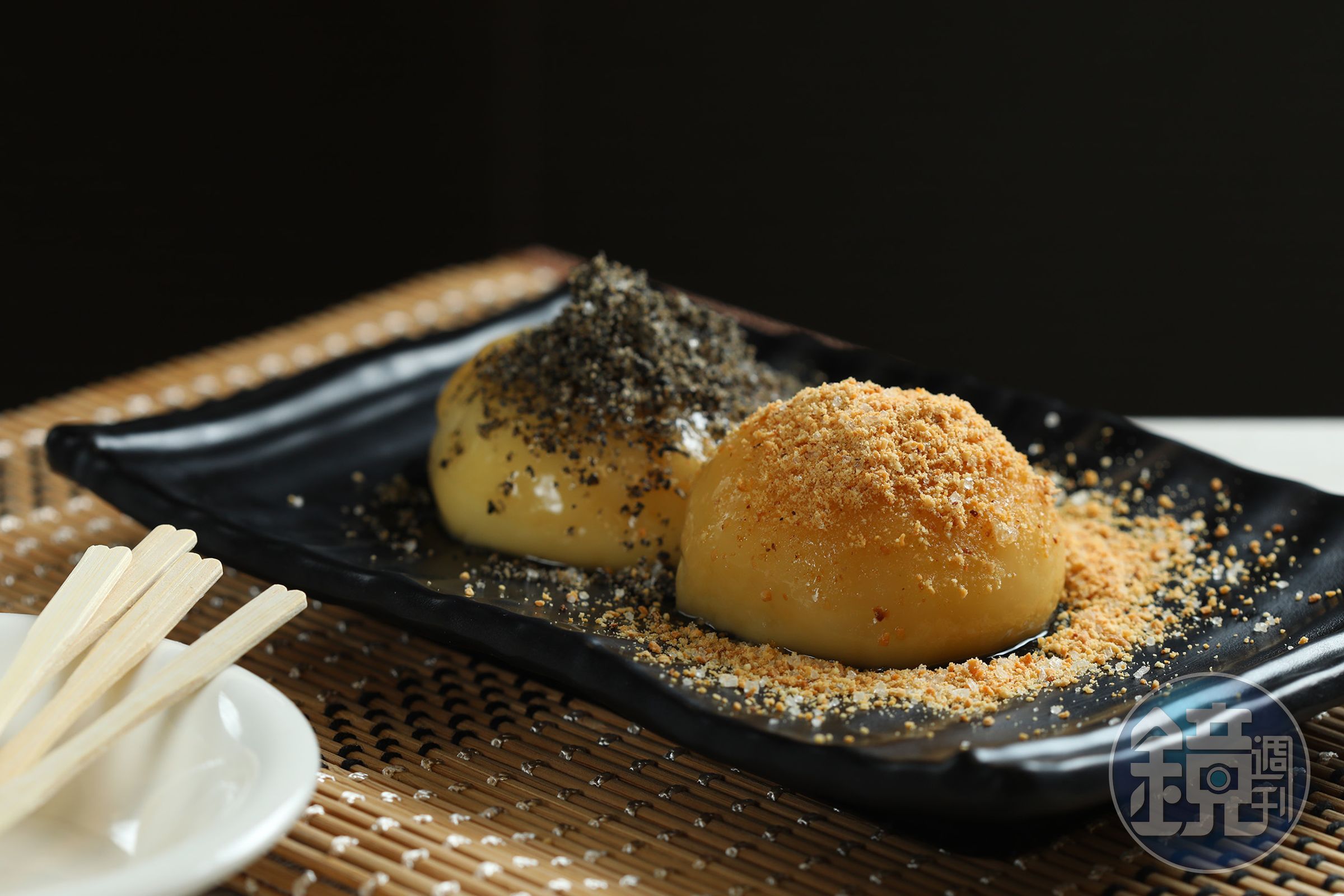 手工製作的「燒麻糬」，只有冬天才吃得到。（70元／份）