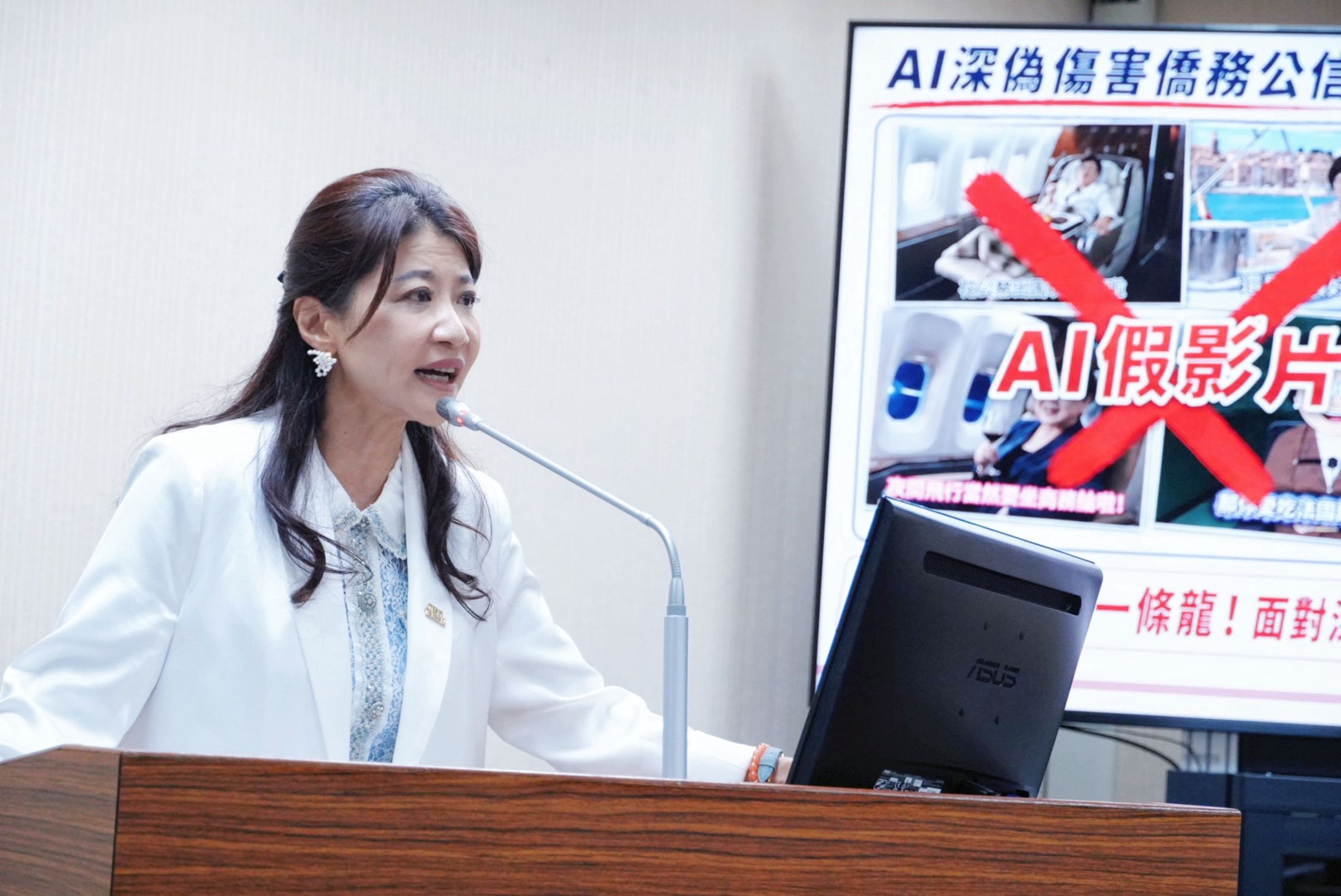 立院最長會期落幕，民進黨發言人林楚茵列「5大無極限」。（林楚茵國會辦公室提供）