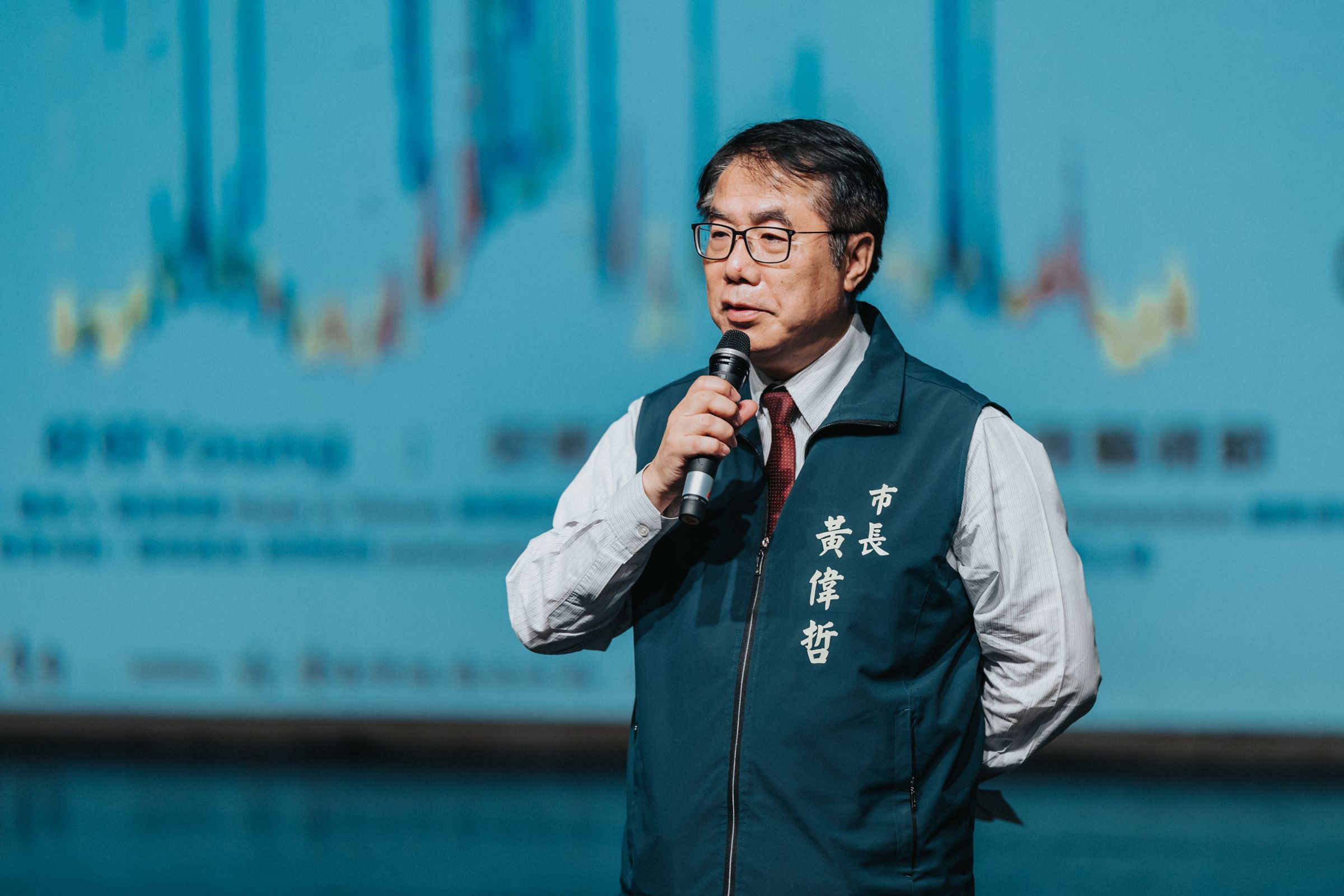 臺南市市長黃偉哲表示，今年的全新企劃「 藝文一條通」，期待讓民眾能在歷史街區與藝術表演不期而遇，共創一場專屬臺南的流動饗宴。