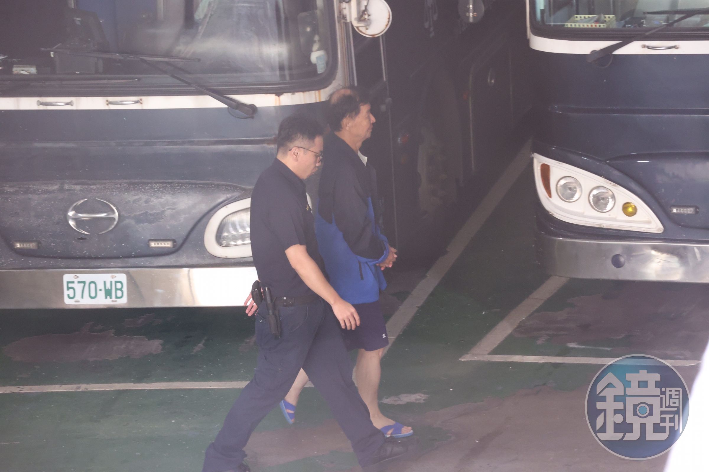 10日稍早,彭振聲也被借提到北檢複訊。