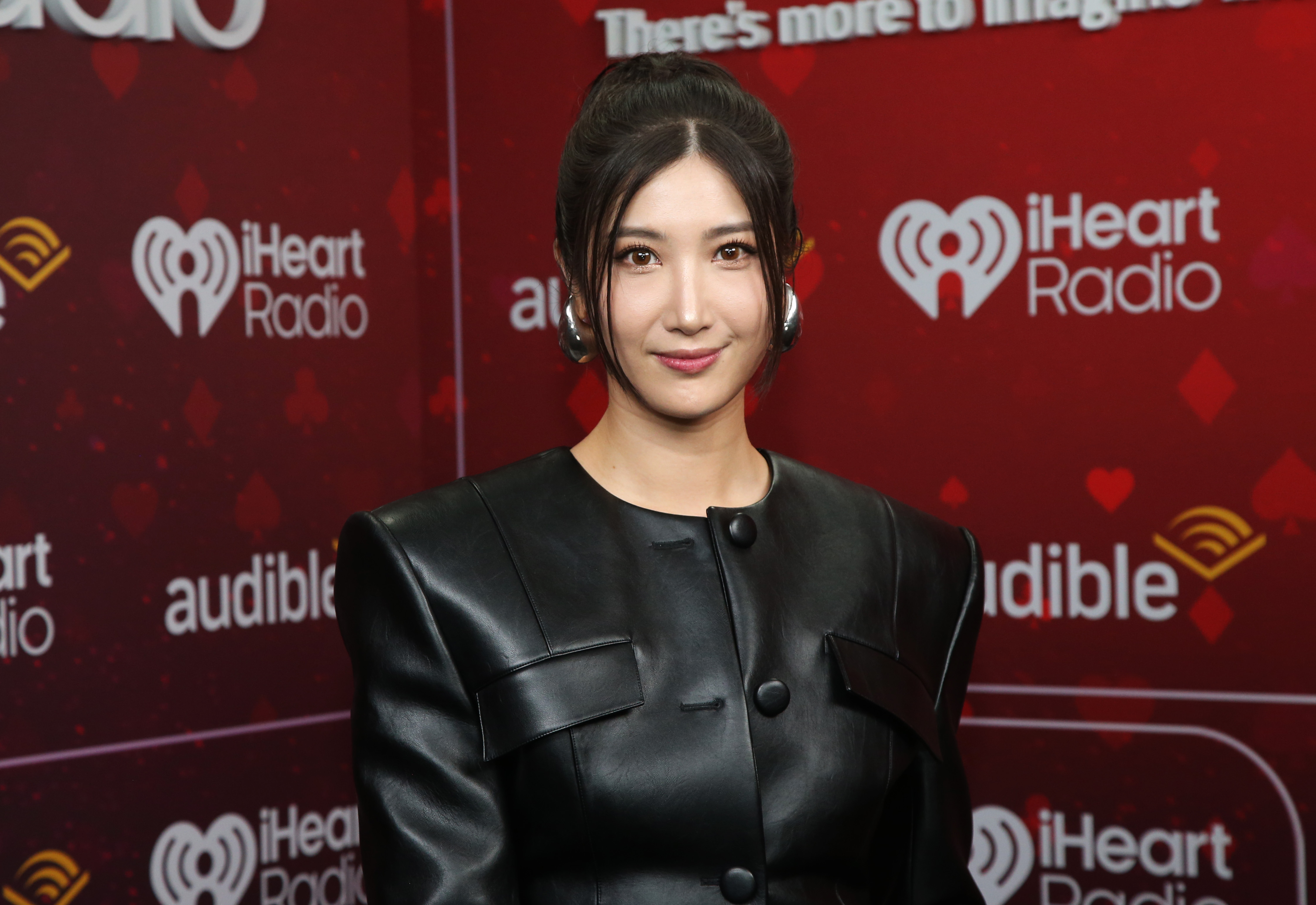 韓裔歌手EJAE是《Kpop獵魔女團》魯米的幕後代唱，也參與片中歌曲的創作。（Gabe Ginsberg攝／Getty Images for iHeartRadio）
