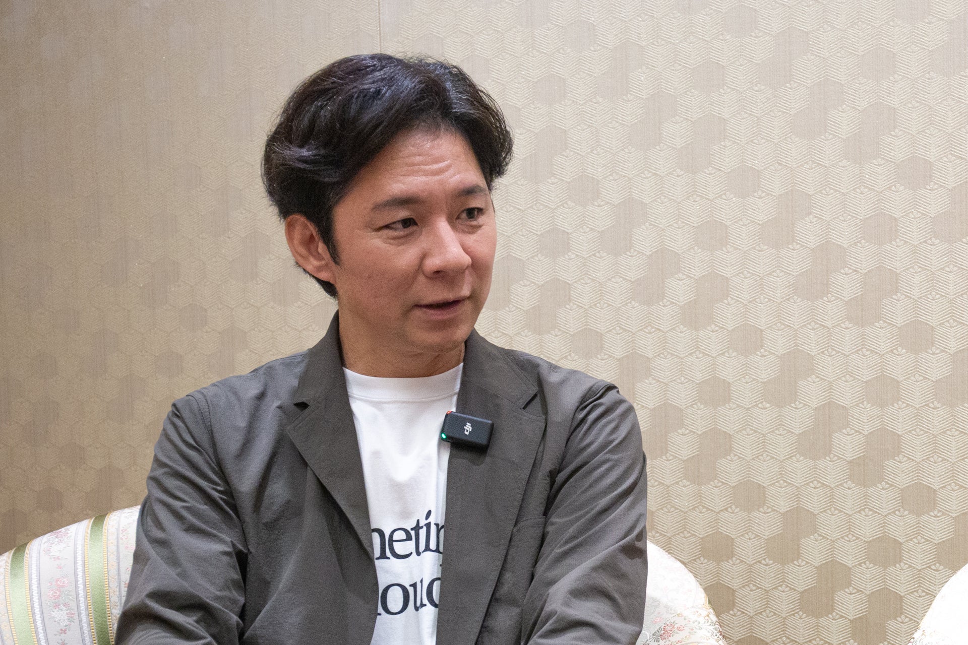 渡部建不倫風波後事業重創，近日上節目透露最慘半年收入僅約新台幣40元。（翻攝網路）