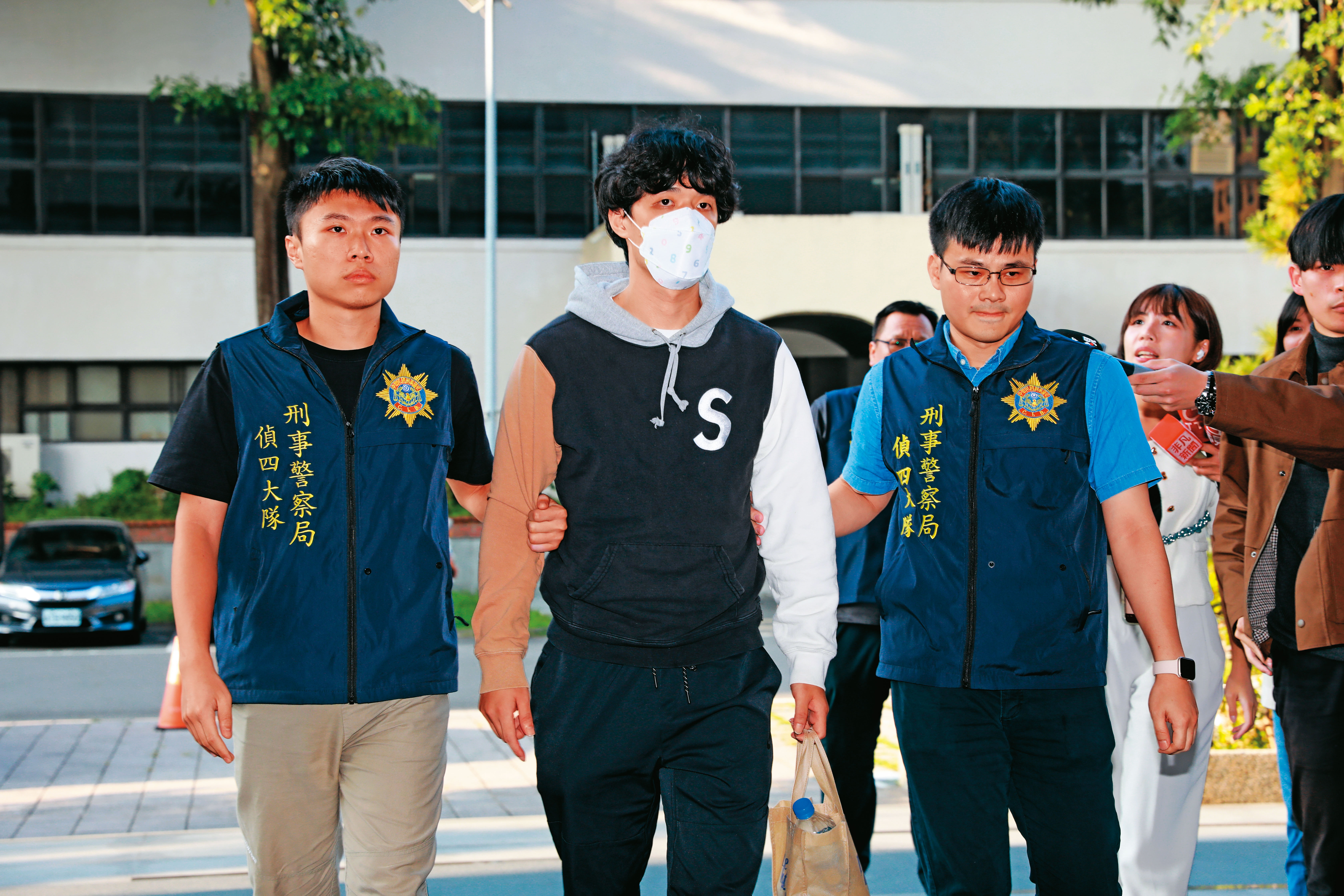 【SBL假球聯盟1】吳季穎遭扣手機成死亡筆記本　簽賭打假球員名單全曝光