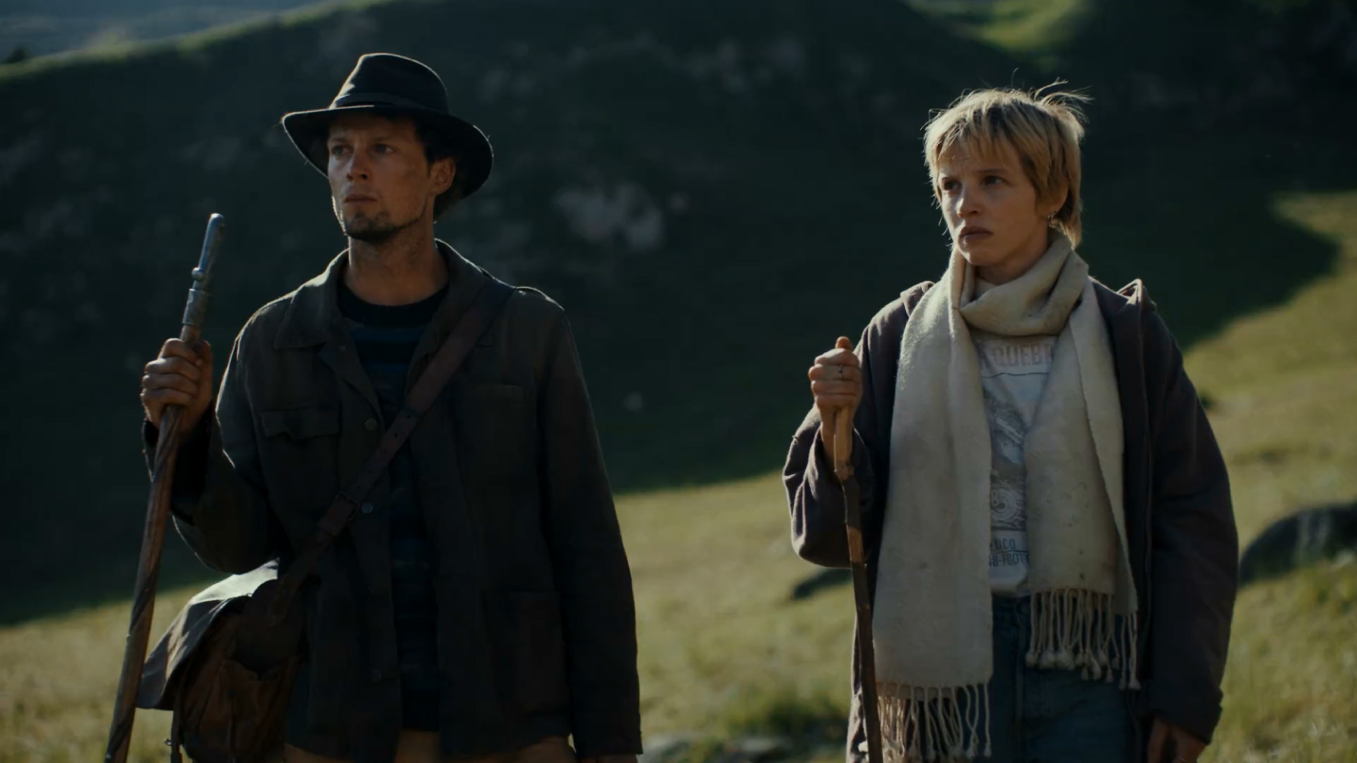 男星菲利克斯安托萬杜瓦（左）以《牧羊人，你來自哪裡？》在多倫多影評人協會獎中贏得傑出加拿大主演。（捷傑電影提供）