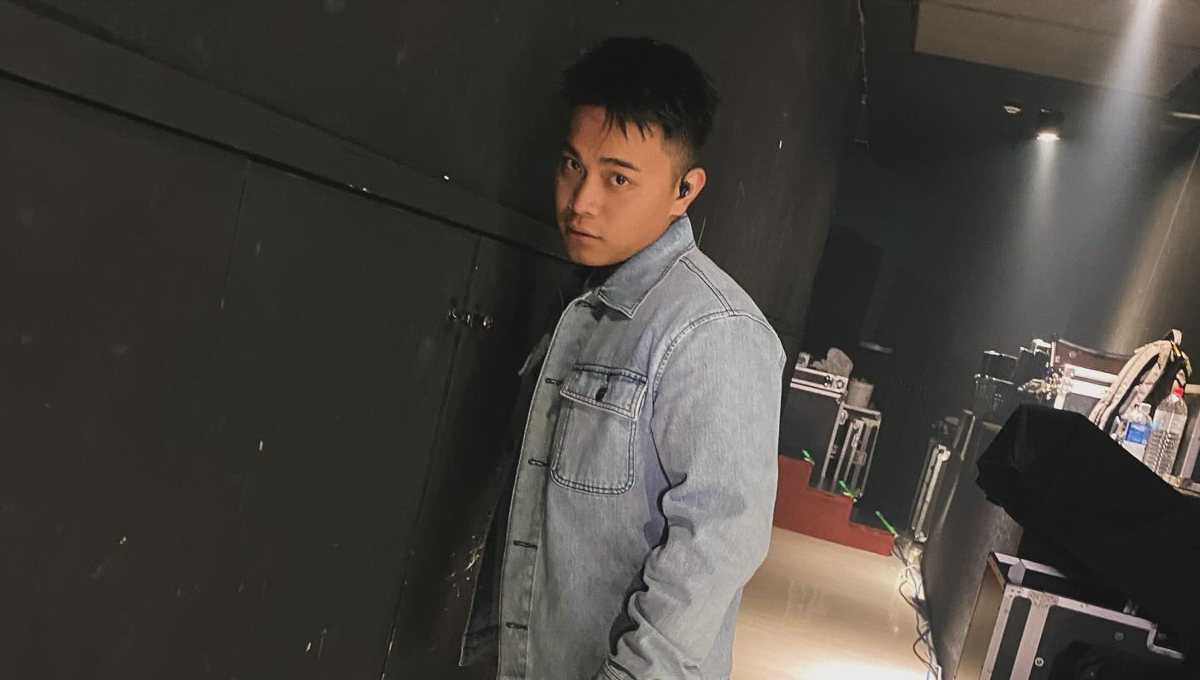 邱軍收押禁見,許多大廠尾牙紛紛換人救火。(翻攝自邱軍臉書)