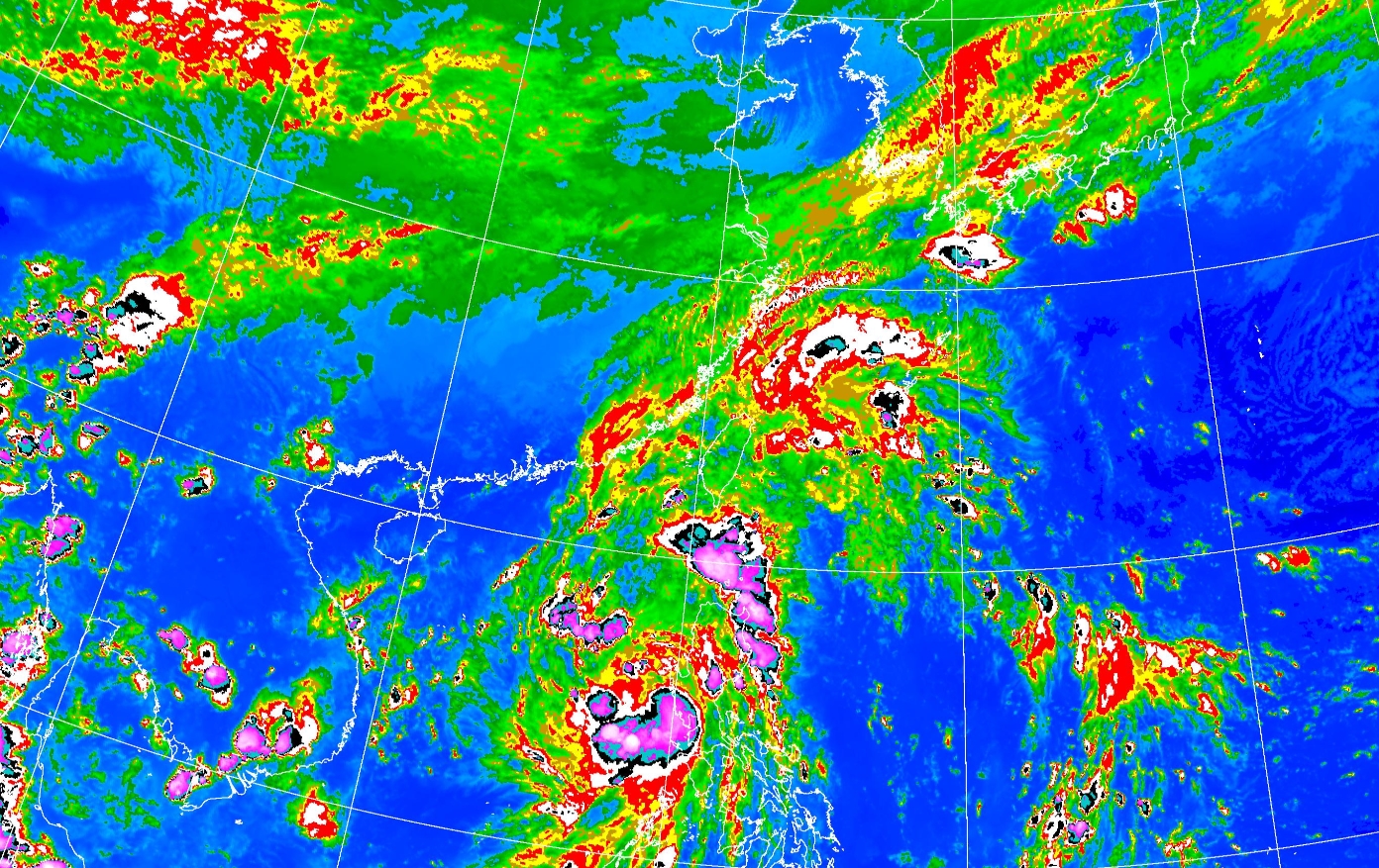 天氣粉專今po文，提到未來48小時是「共伴效應」最明顯時刻，雙北、北花蓮等地區要注意強降雨。（中央氣象署提供）