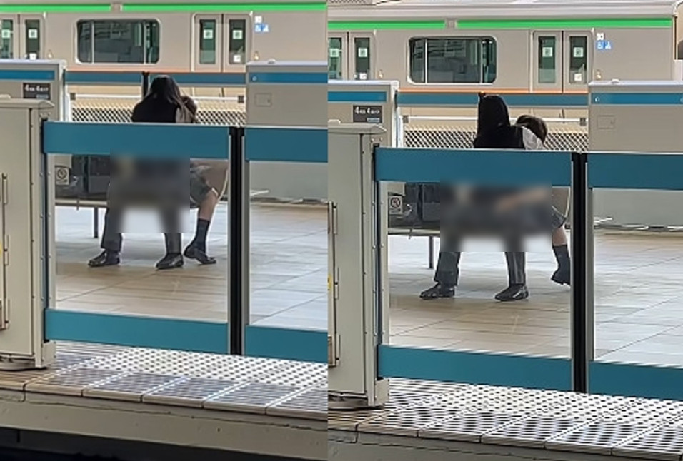 日本一對年輕男女穿制服在火車站月台做出激情動作。（翻攝YT頻道@dabao_in_japan）