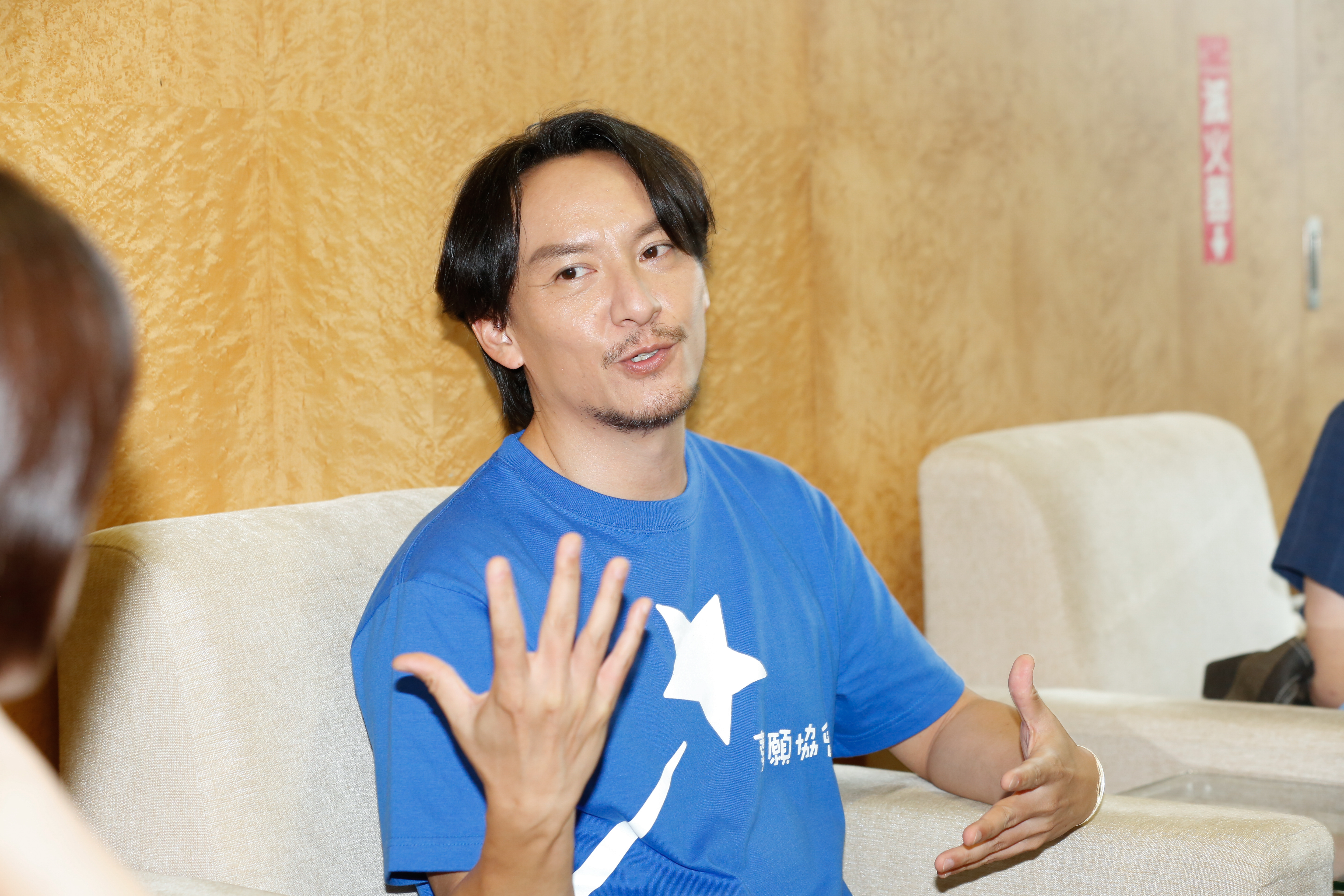 對於自己首度監製的電影《青春18×2 通往有你的旅程》目前7千萬票房,張震表示小小失望,認為地主隊票房應該「愈多愈好」。