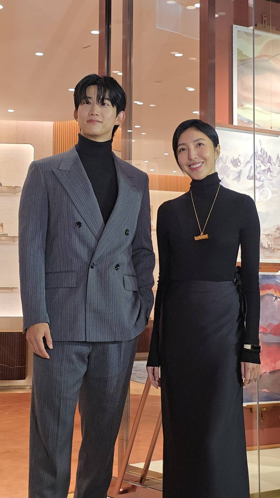 玉澤演與楊謹華為Loro Piana台北101精品店開幕出席。