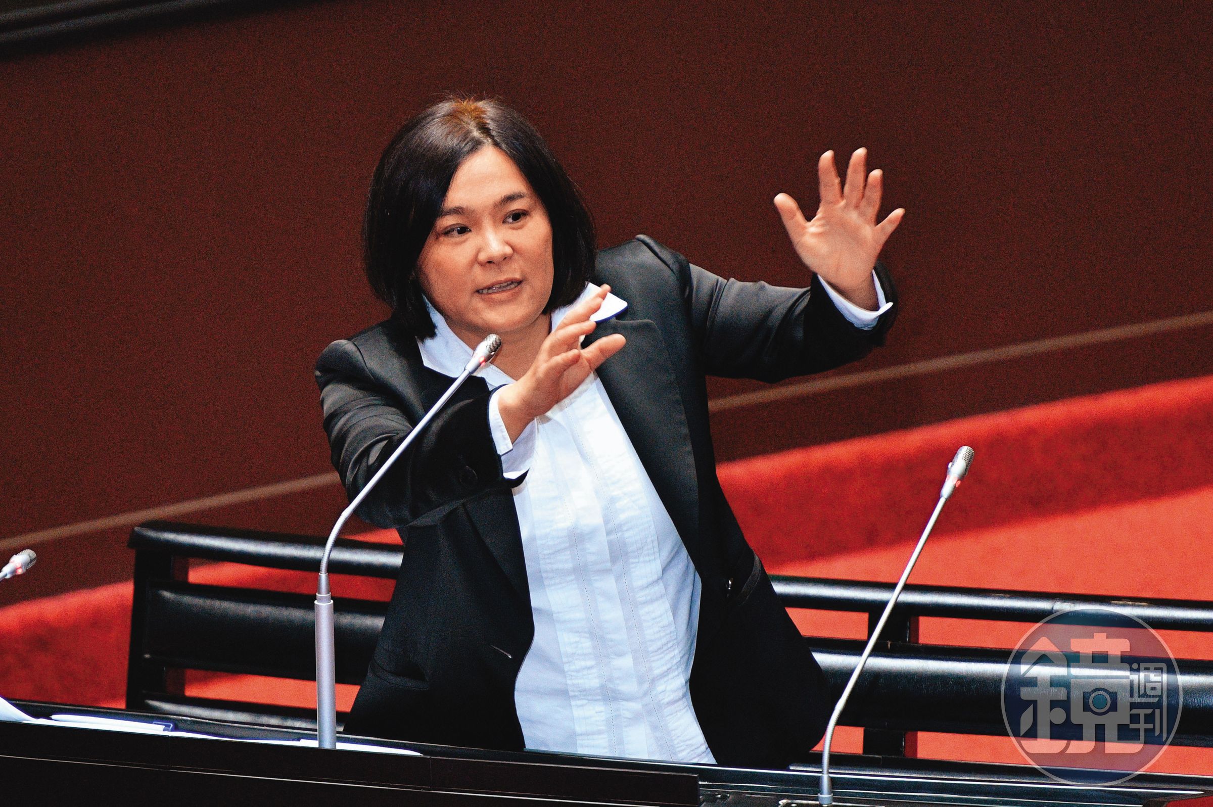 被歸類在友韓軍的陳玉珍近來大動肝火，於黨內群組猛批「韓周體制」。