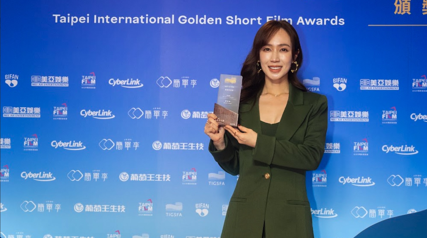 上屆金片子大賽「最佳女演員獎」得主小薰（黃瀞怡）呼籲對影視創作有興趣者踴躍參賽。（台北市電影委員會提供）