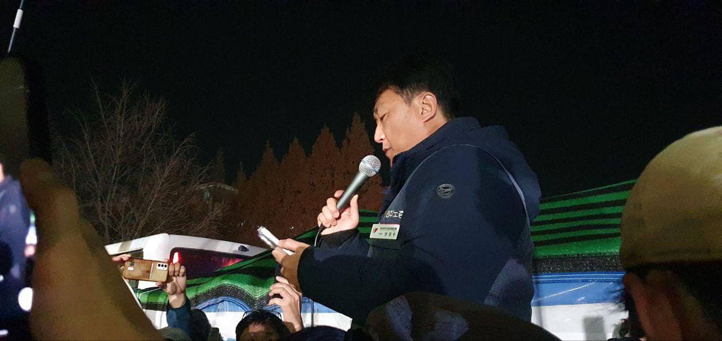 南韓最大工會「全國民主勞動組合總聯盟」宣布發起無限期罷工,直到尹錫悅請辭下台為止。(翻攝自Korean Confederation of Trade Unions臉書)