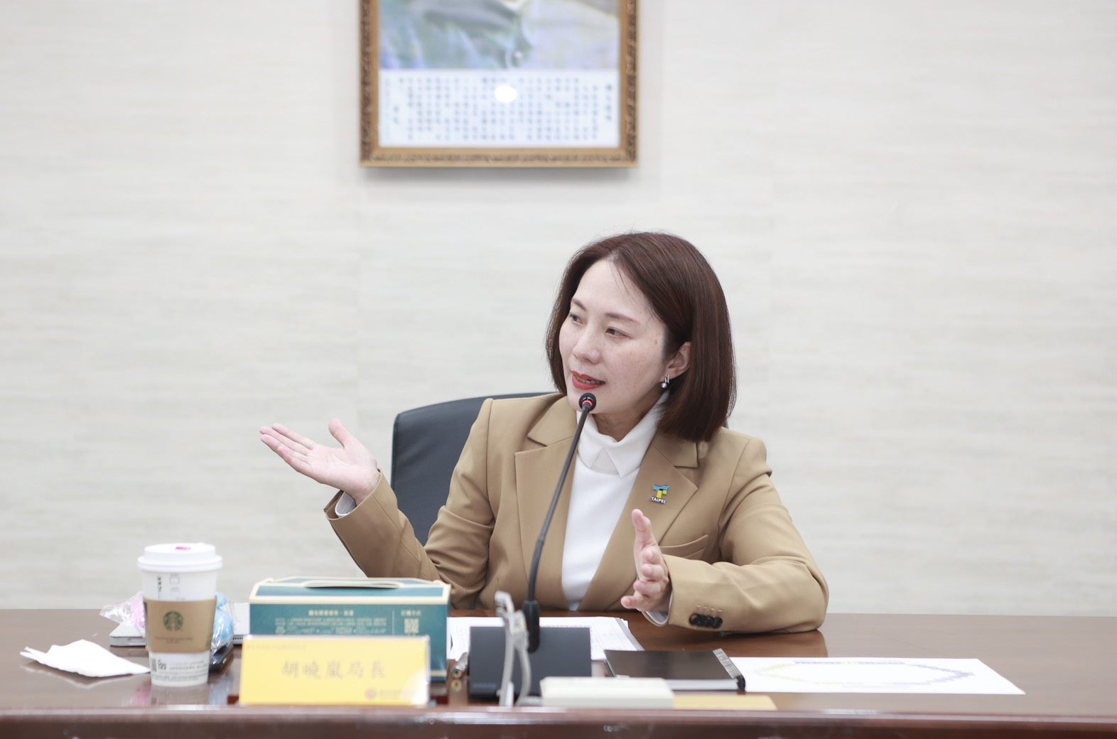 北市財政局長胡曉嵐稱，行政院刪減一般性補助款，將影響社會福利及交通改善等經費。（翻攝自台北市財政局）