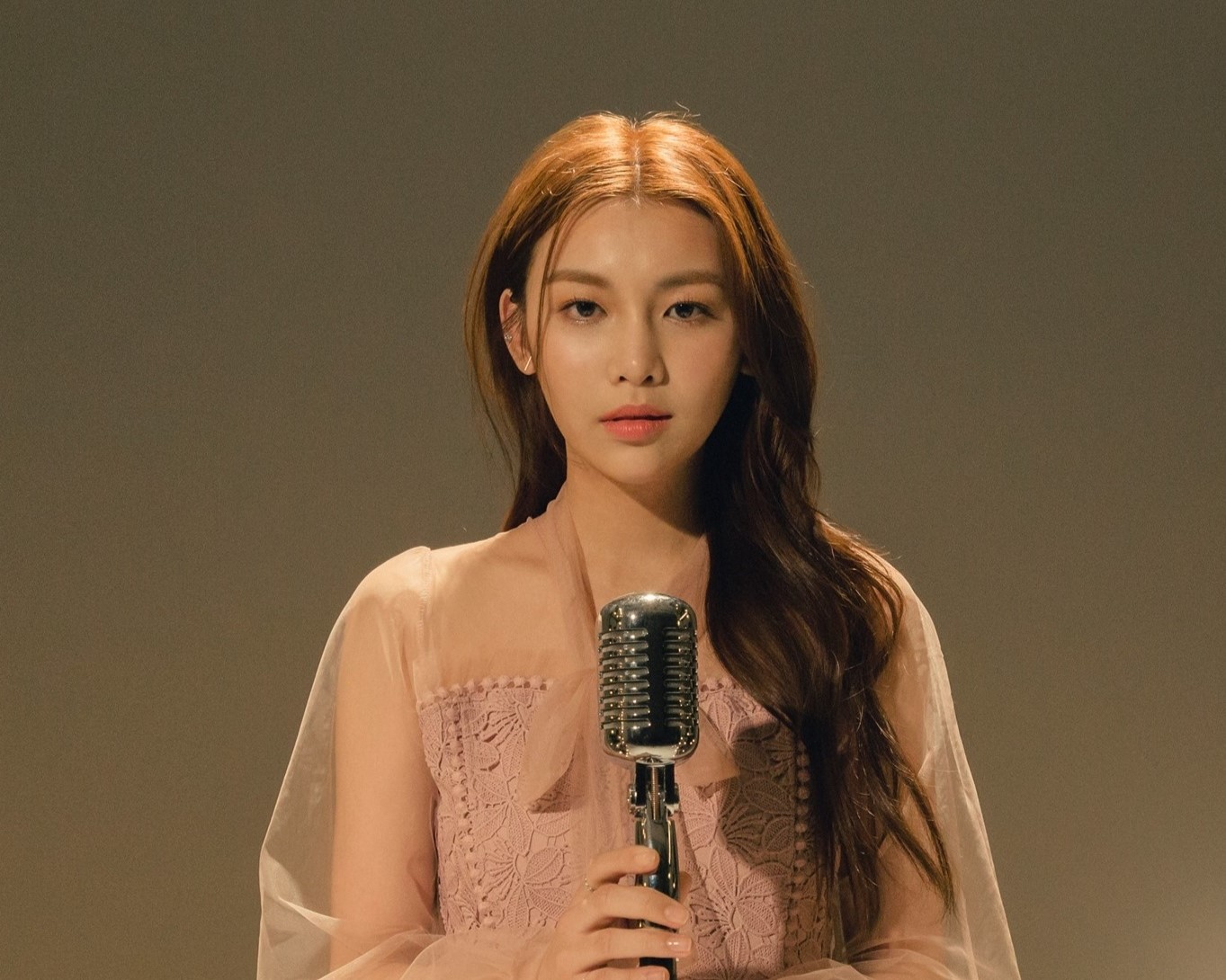 采子再爆與富二代分手。（翻攝自采子臉書）