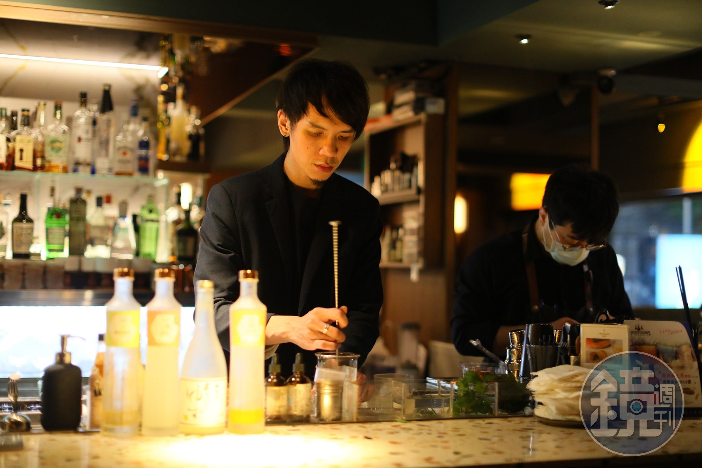 為了讓酒水也有多元發揮，主理人雇用多達四位調酒師。